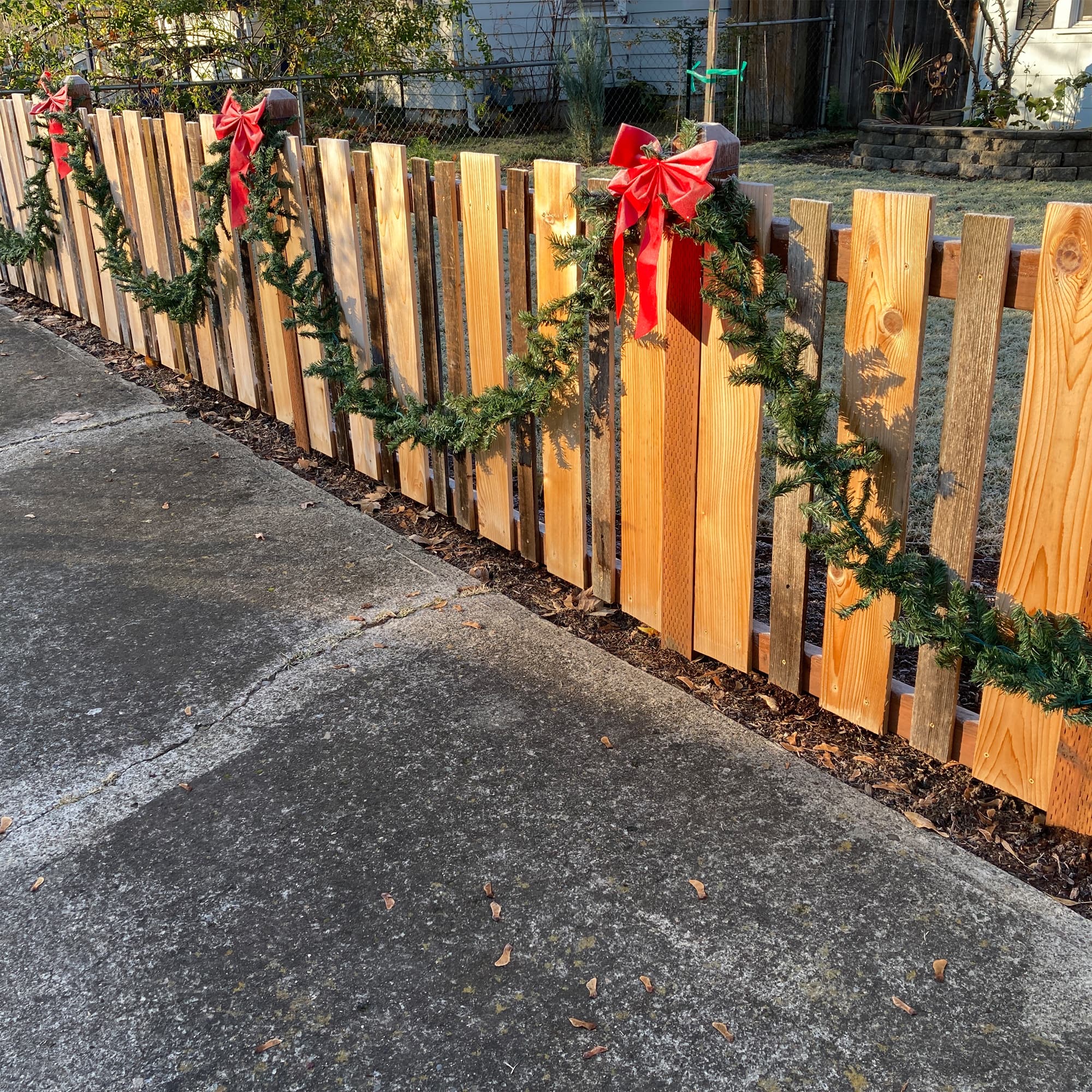 100ft. Green Commercial Canadian Pine Garland