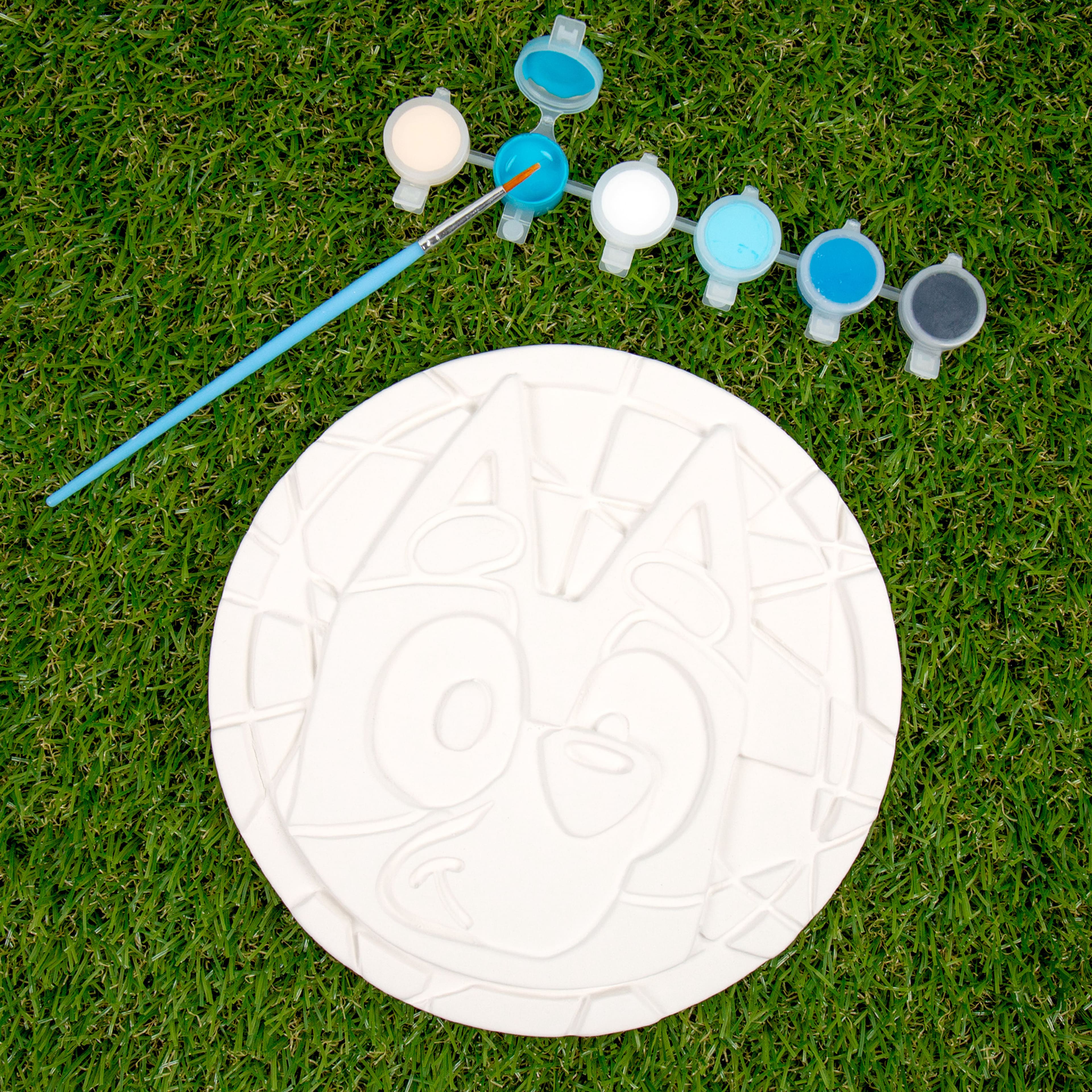 Bluey Paint Your Own Stepping Stone Kit