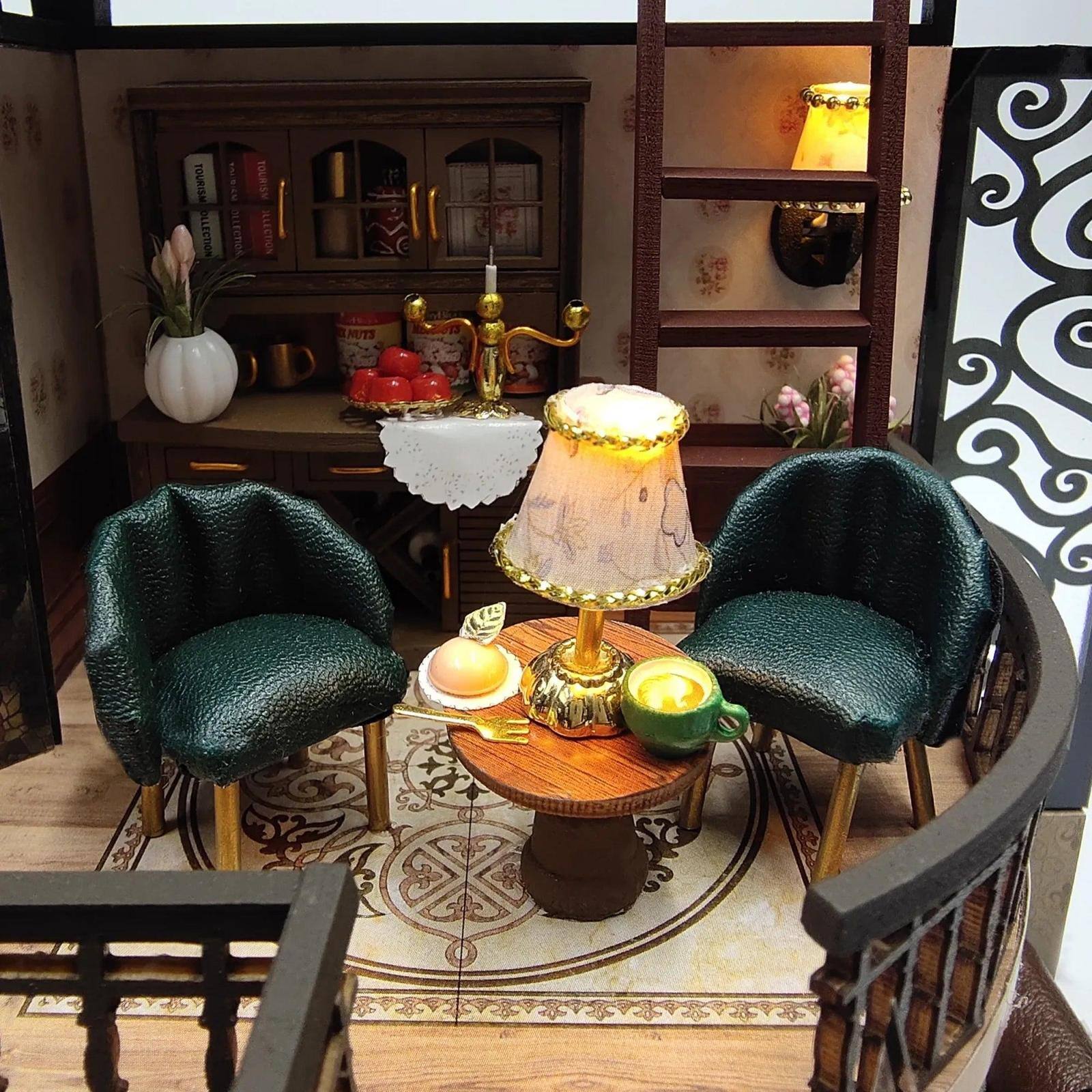 Wizardi House in English Style Miniature Dollhouse Roombox Kit