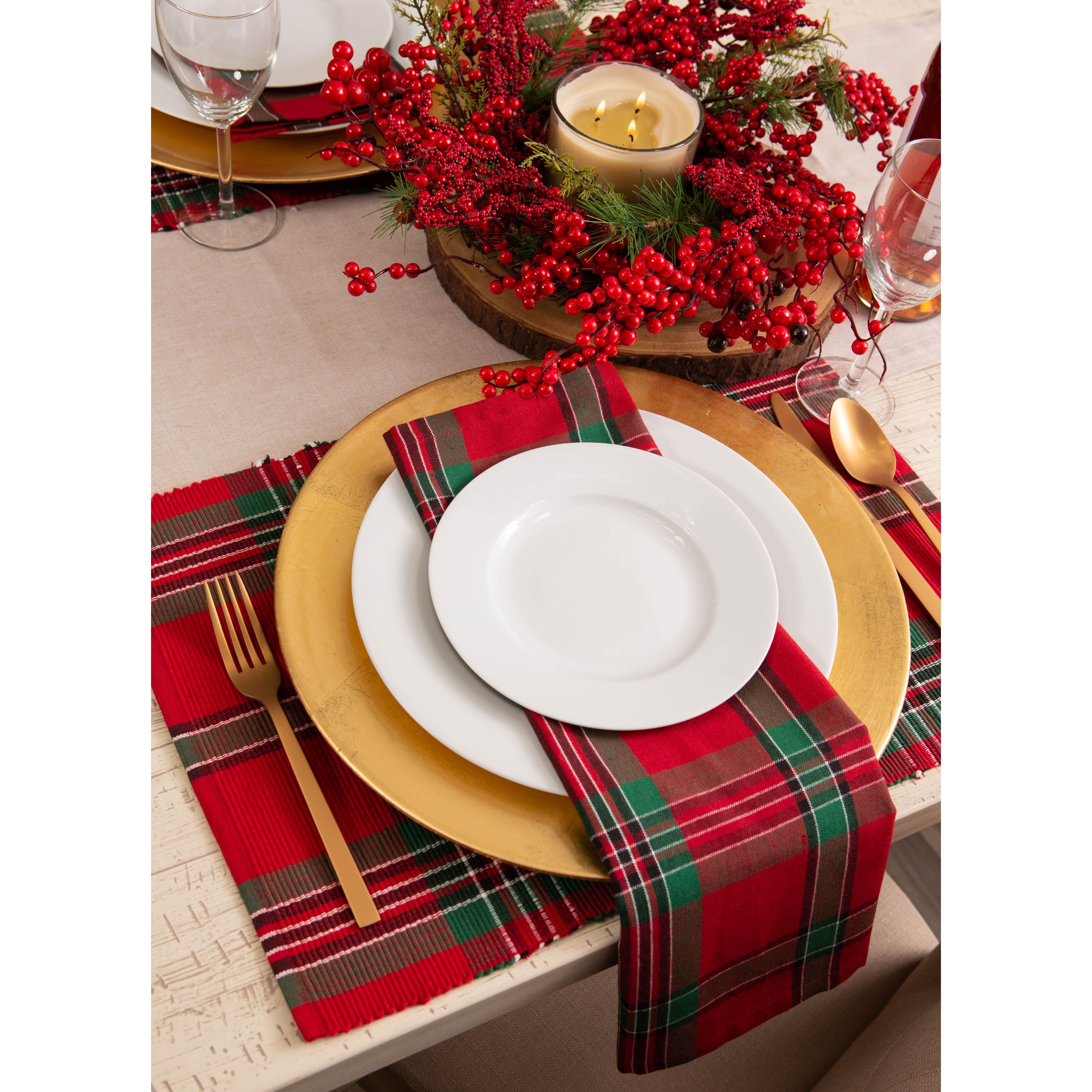 DII&#xAE; Holiday Plaid Napkins, 6ct.