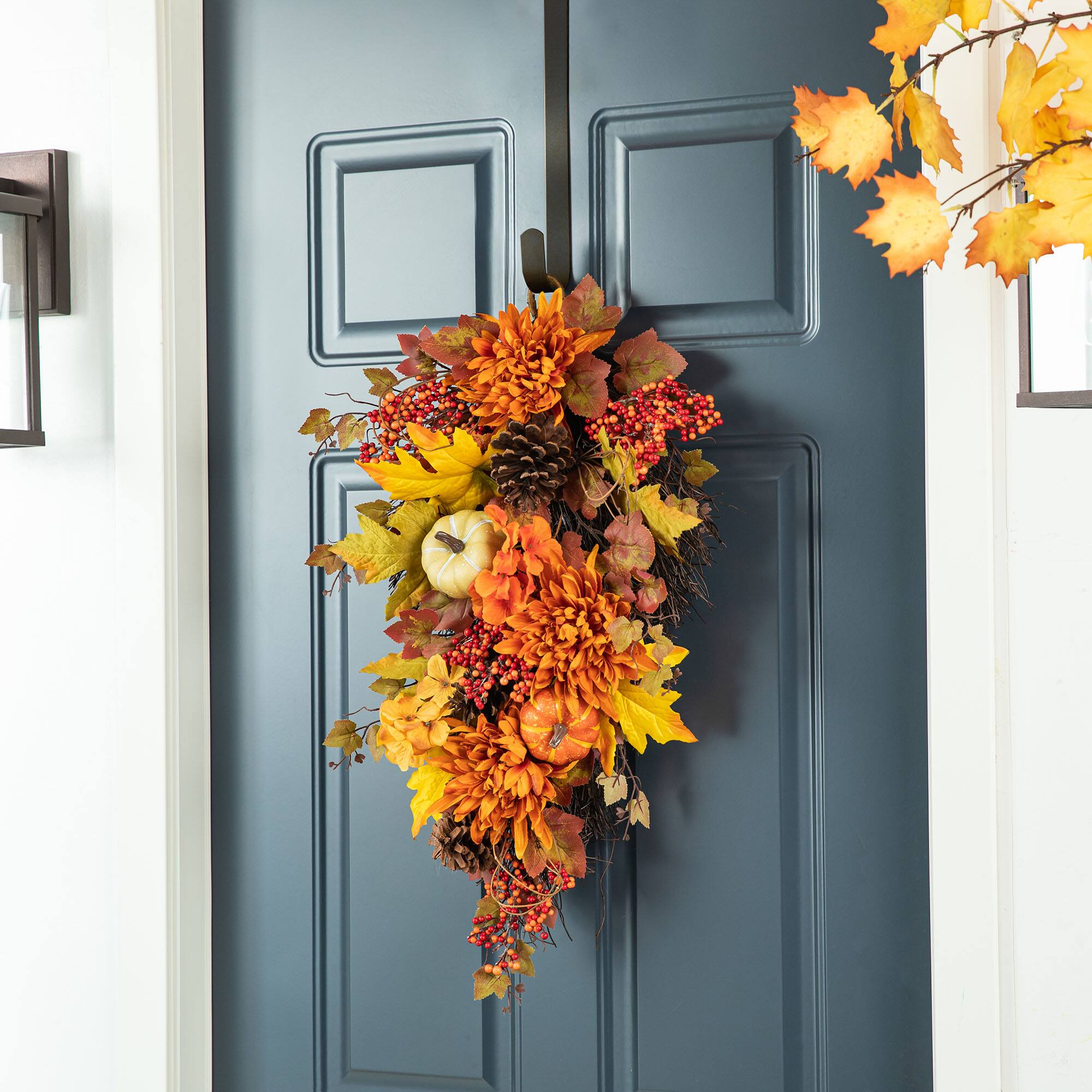 Glitzhome&#xAE; 27&#x22; Fall Dahlia, Pumpkin, Leaf &#x26; Berry Swag
