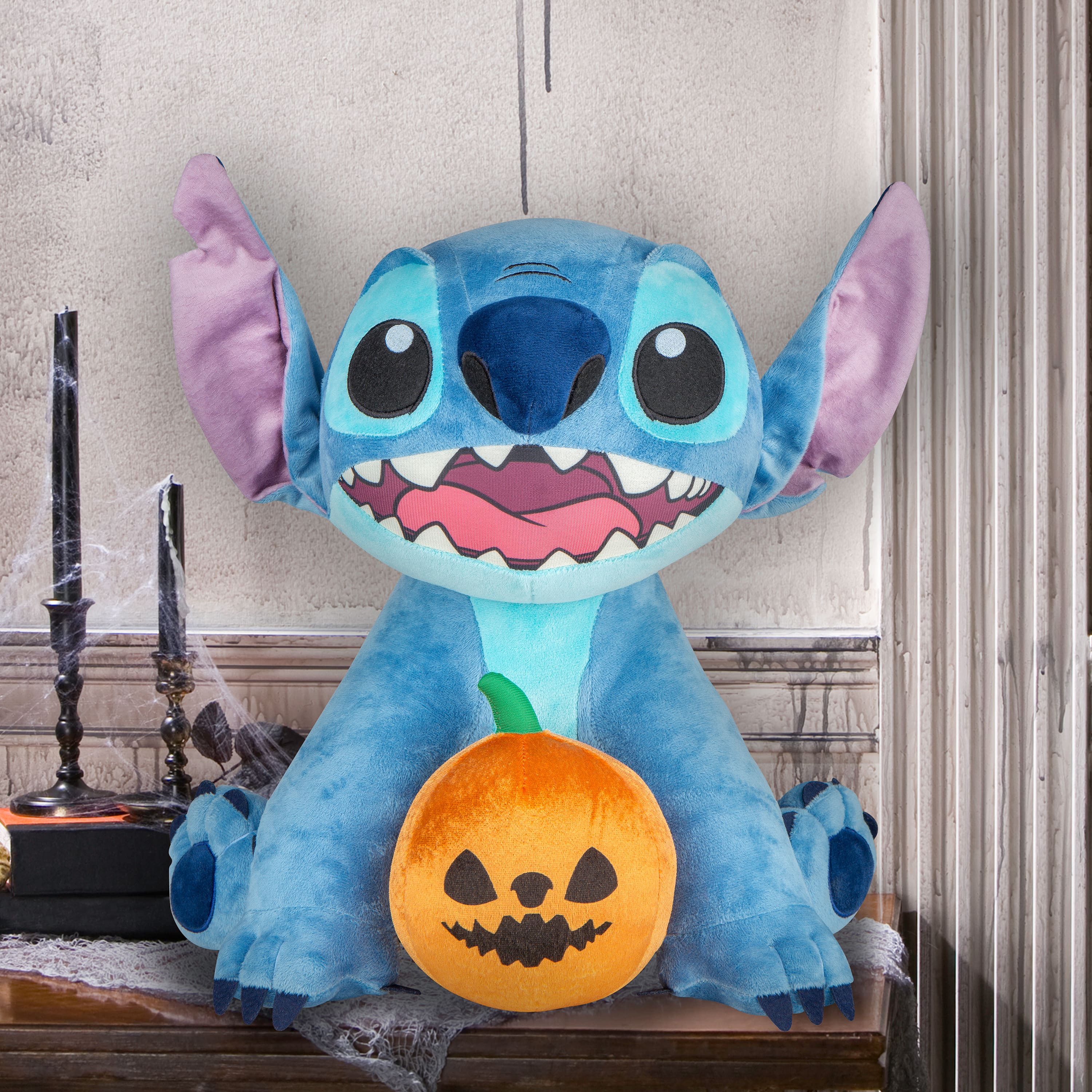 18&#x22; Stitch with Jack-O&#x27;-Lantern Halloween Greeter