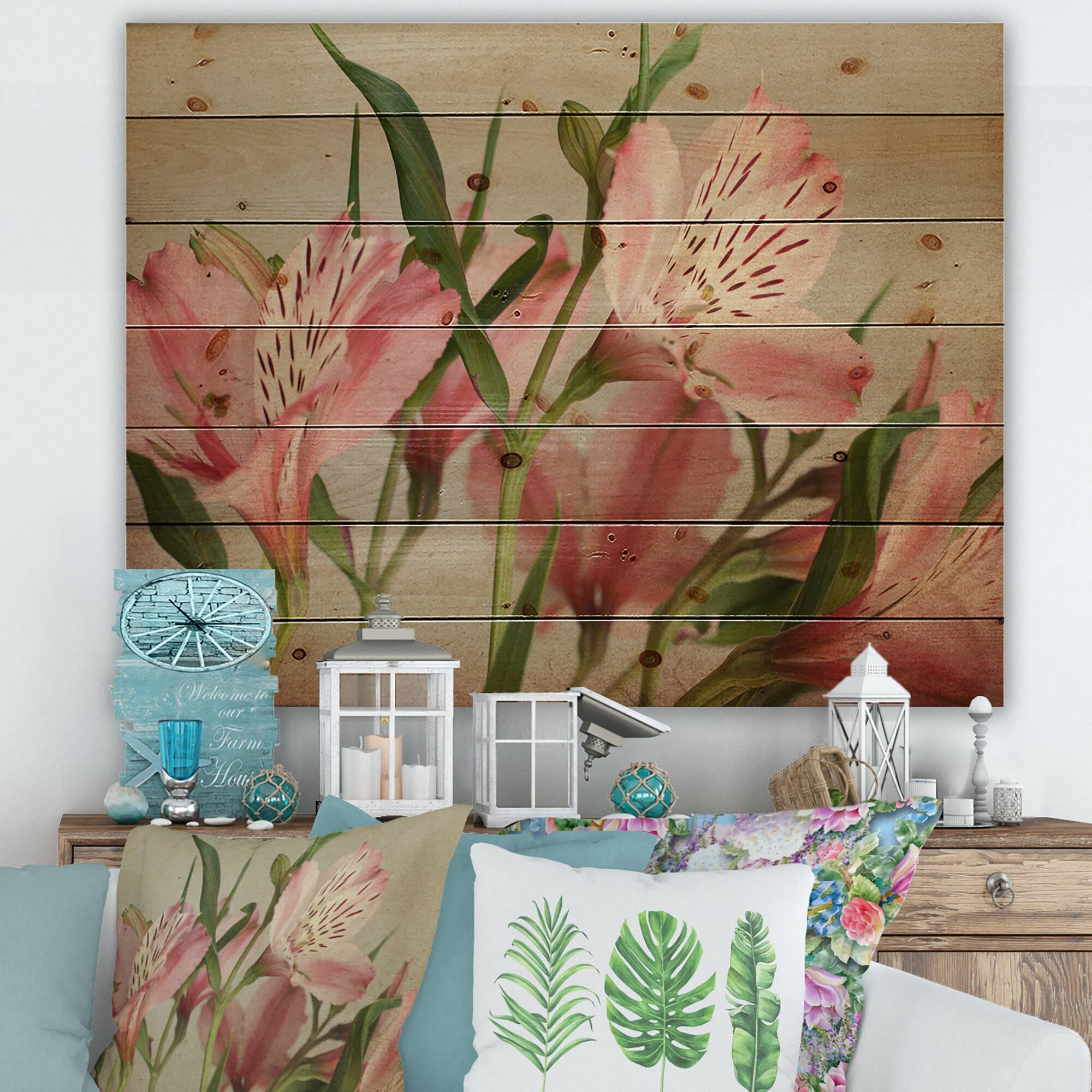 Designart - Retro Alstroemeria Flower - Traditional Print on Natural Pine Wood