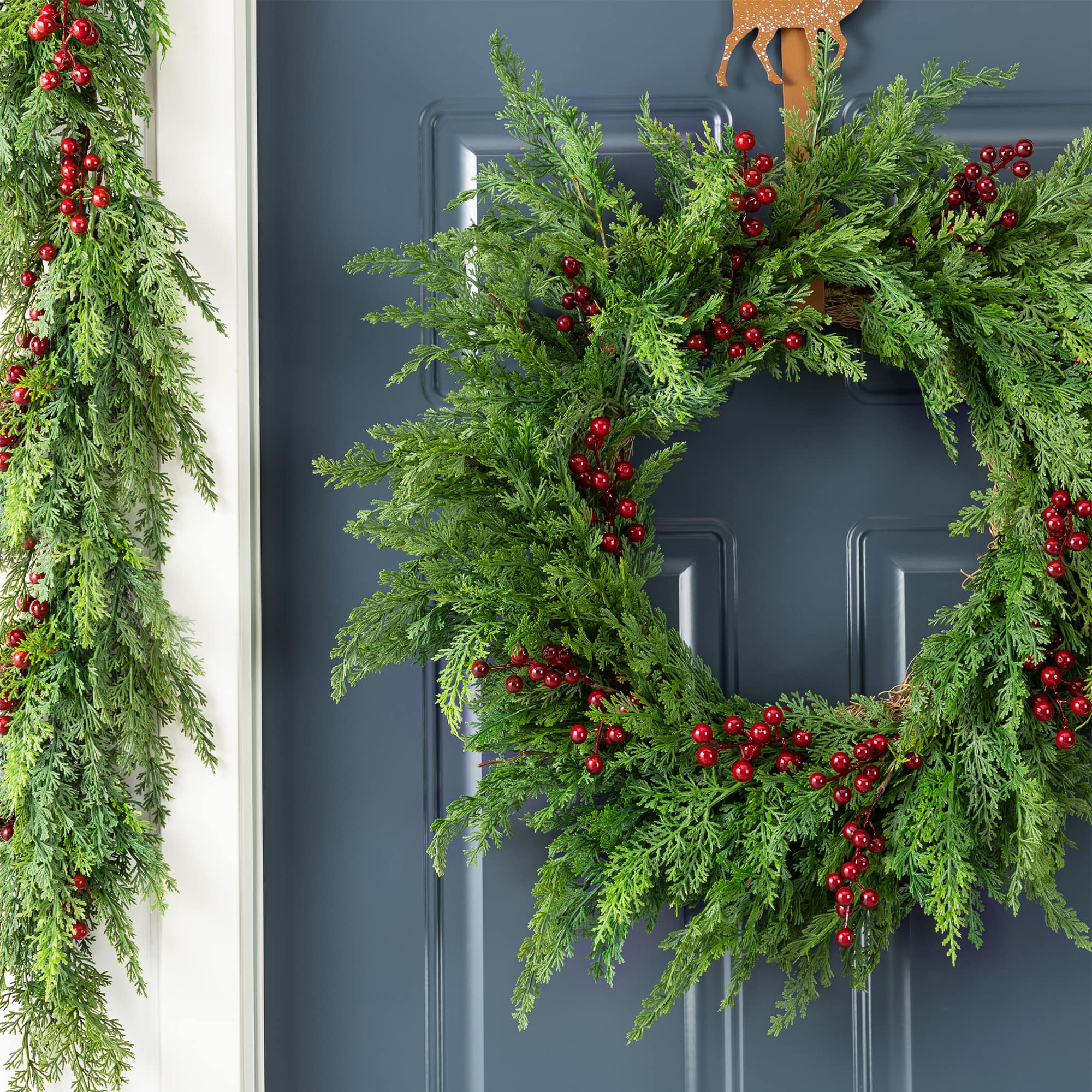 Glitzhome&#xAE; 24&#x22;D Christmas Greenery PE Cedar Wreath with Red Berries