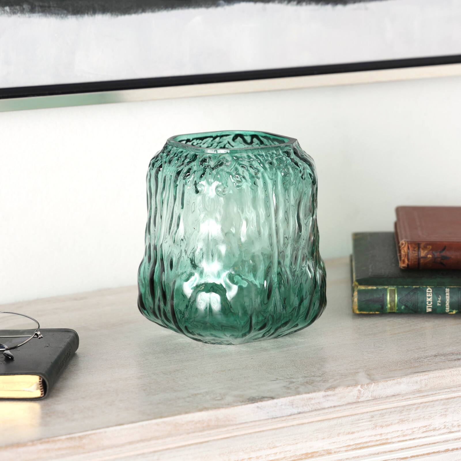 7&#x22; Marine Ombre Dimensional Textured Glass Vase