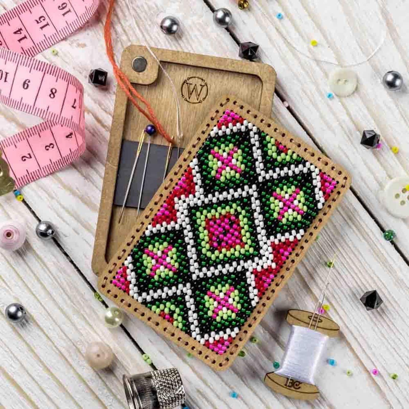 Wonderland Crafts Pink &#x26; Green Bead Embroidery Needle Box Kit