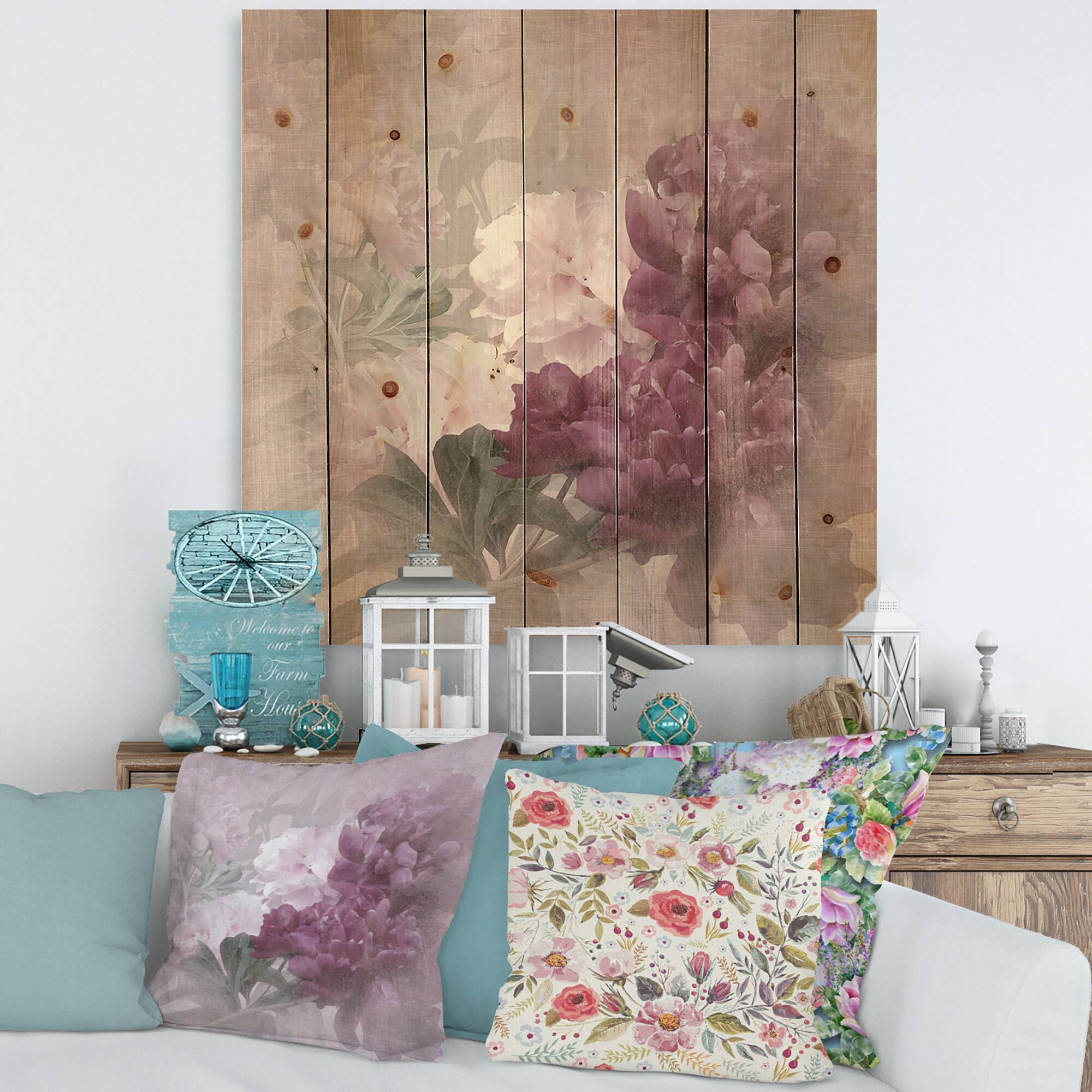 Designart - Vintage Purple and Pink Flowers II - Traditional Print on Natural Pine Wood