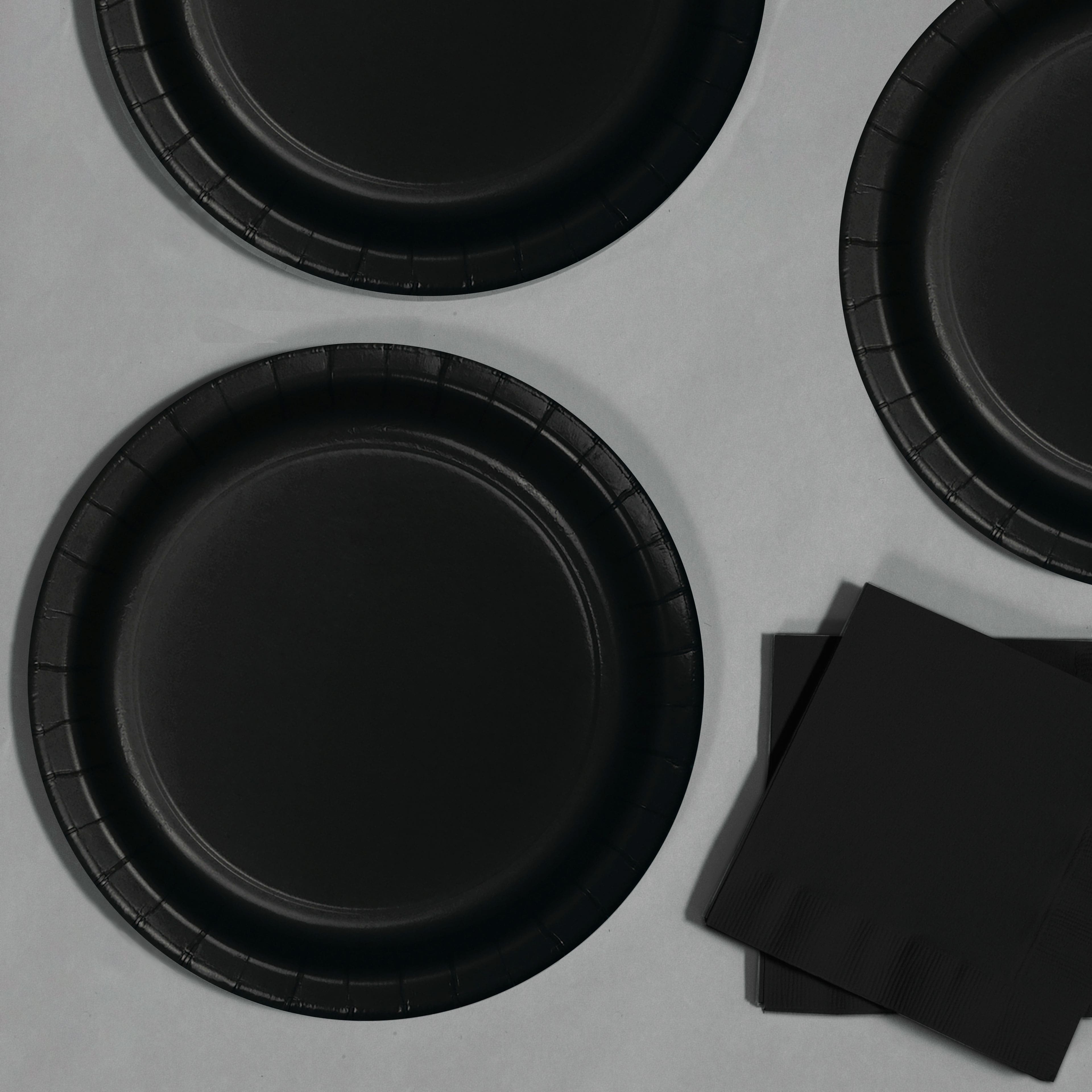 9&#x22; Solid Paper Plates, 24ct.
