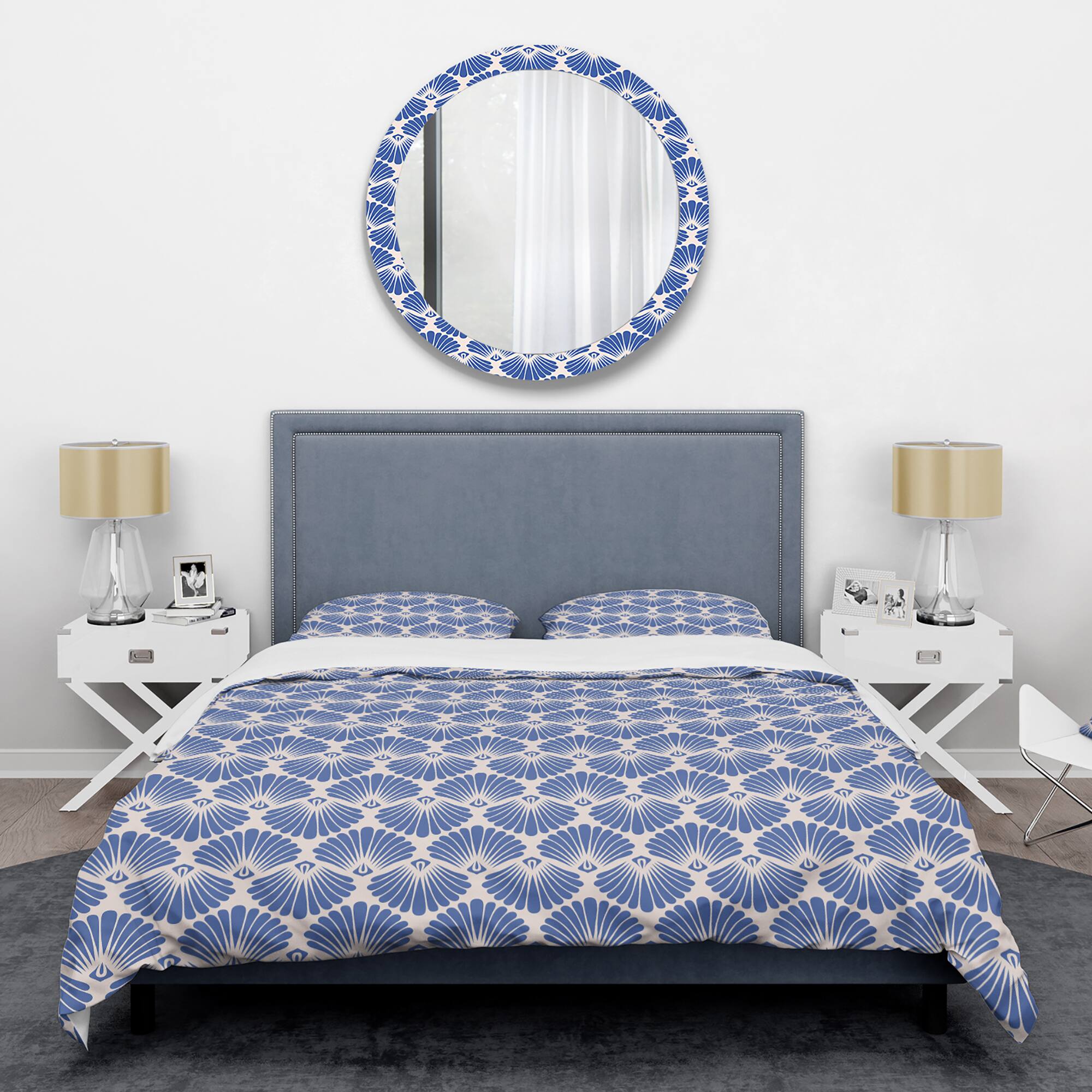 Designart 'Retro Blue Waves' Mid-Century Duvet Cover Set