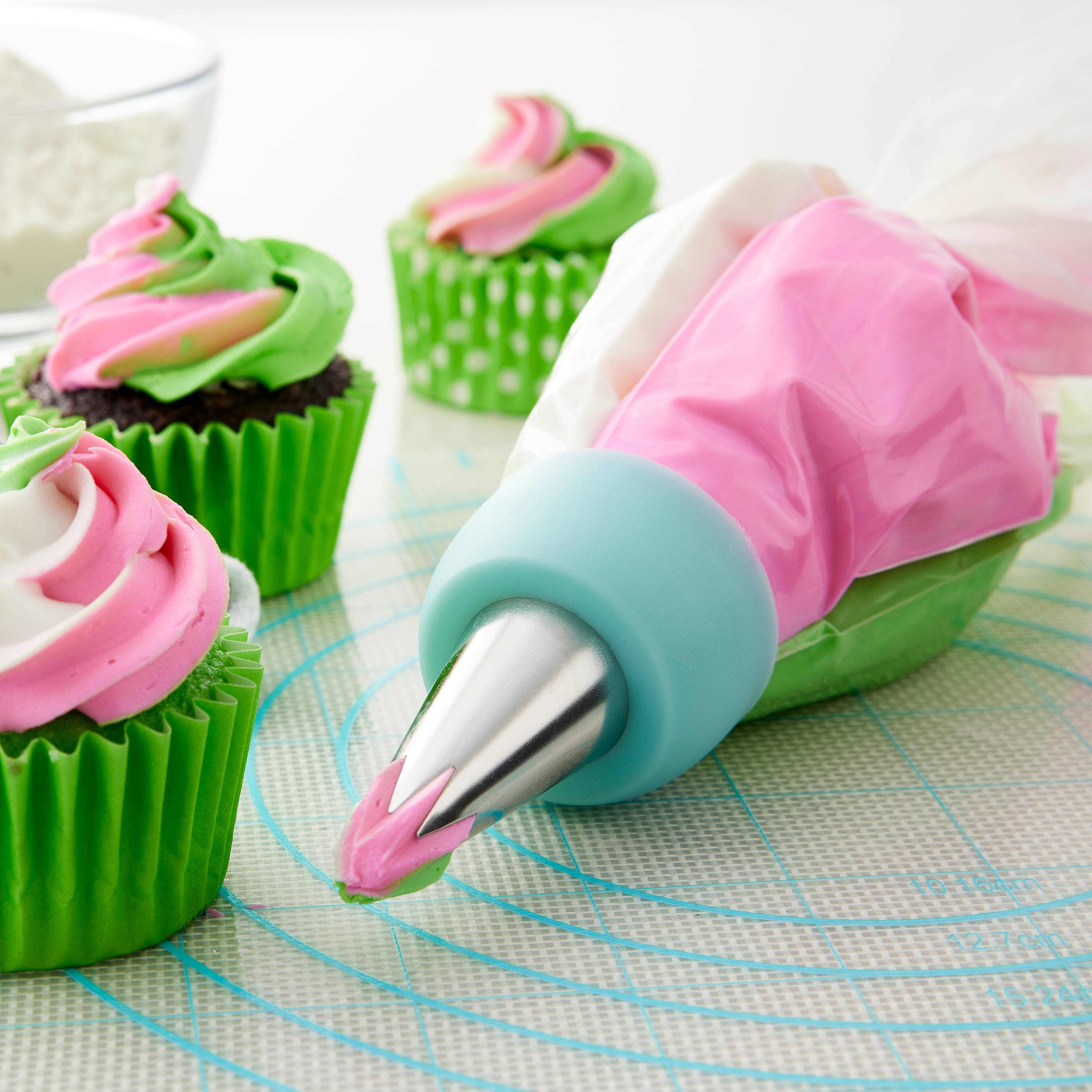 12 Pack: Tri-Color Decorating Set by Celebrate It®