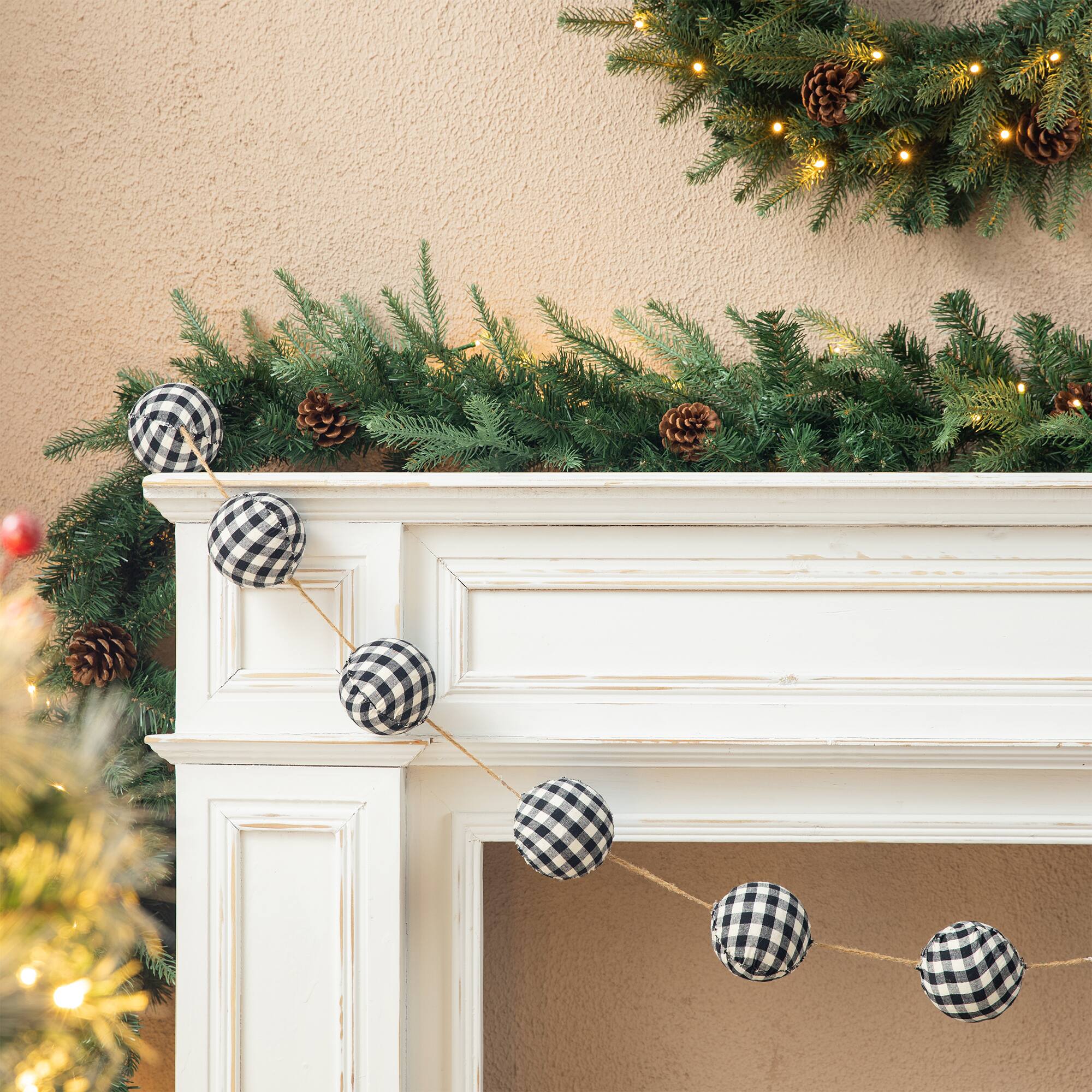 Glitzhome&#xAE; 6ft. Black &#x26; White Plaid Fabric Garland