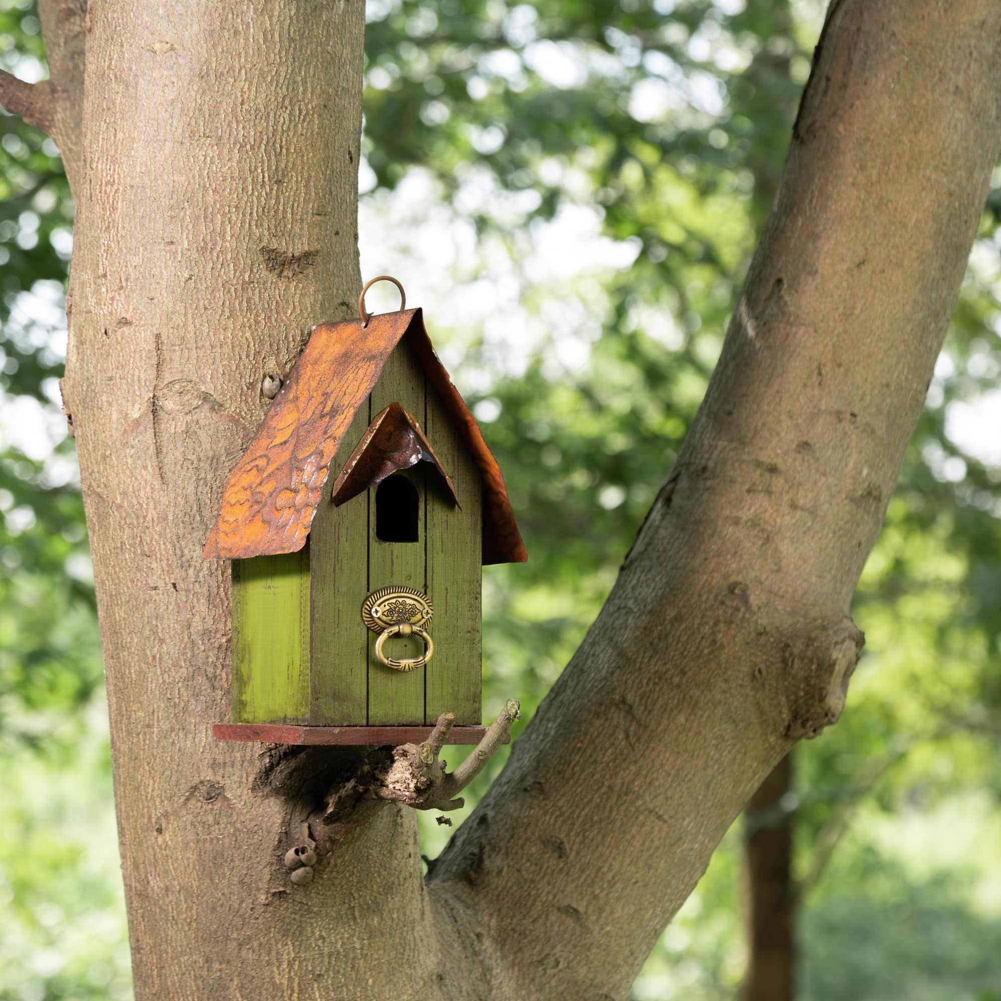 Glitzhome&#xAE; Rustic Garden Distressed Wooden Birdhouse