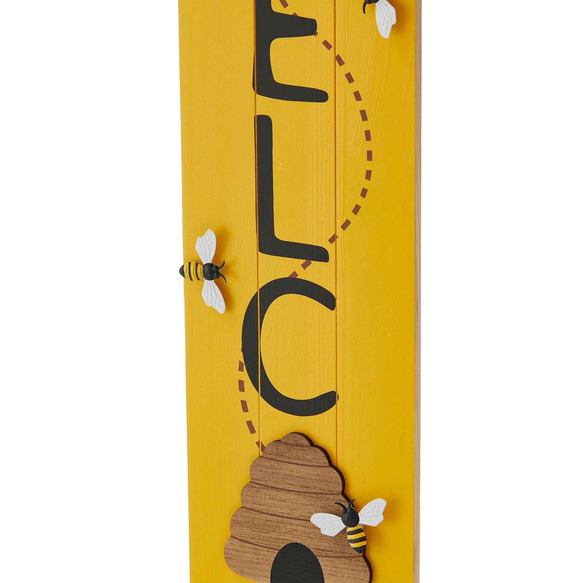 Glitzhome&#xAE; 42&#x22; Wood Bees WELCOME Porch Sign