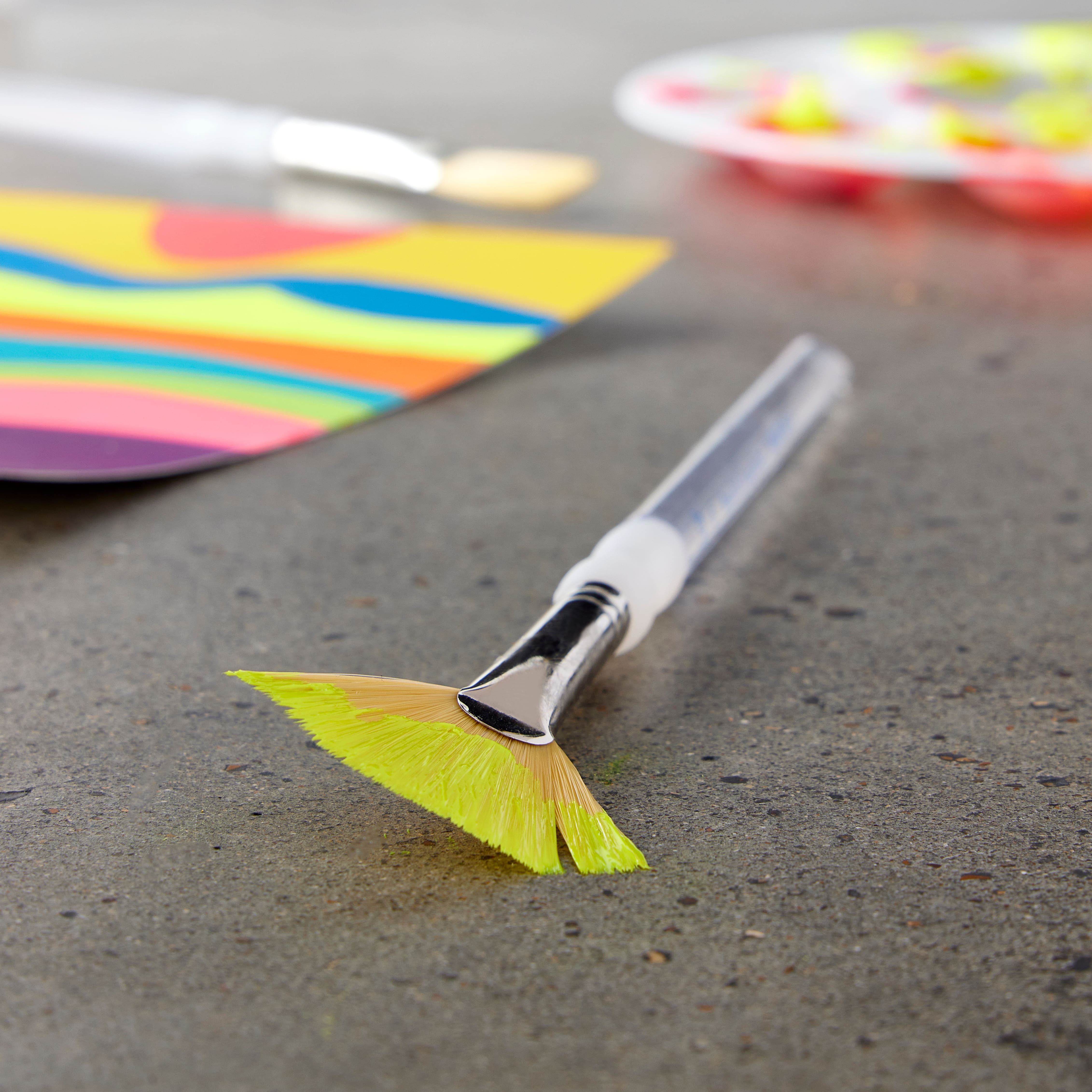 Soft-Grip® Fan Brush