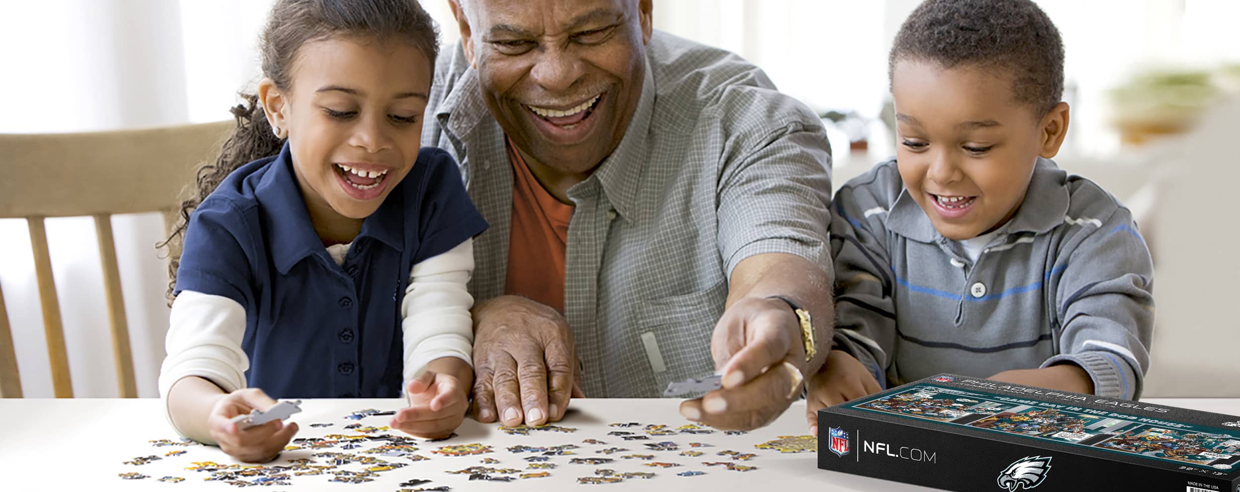 NFL Game Day in the Dog House 1,000 Piece Puzzle