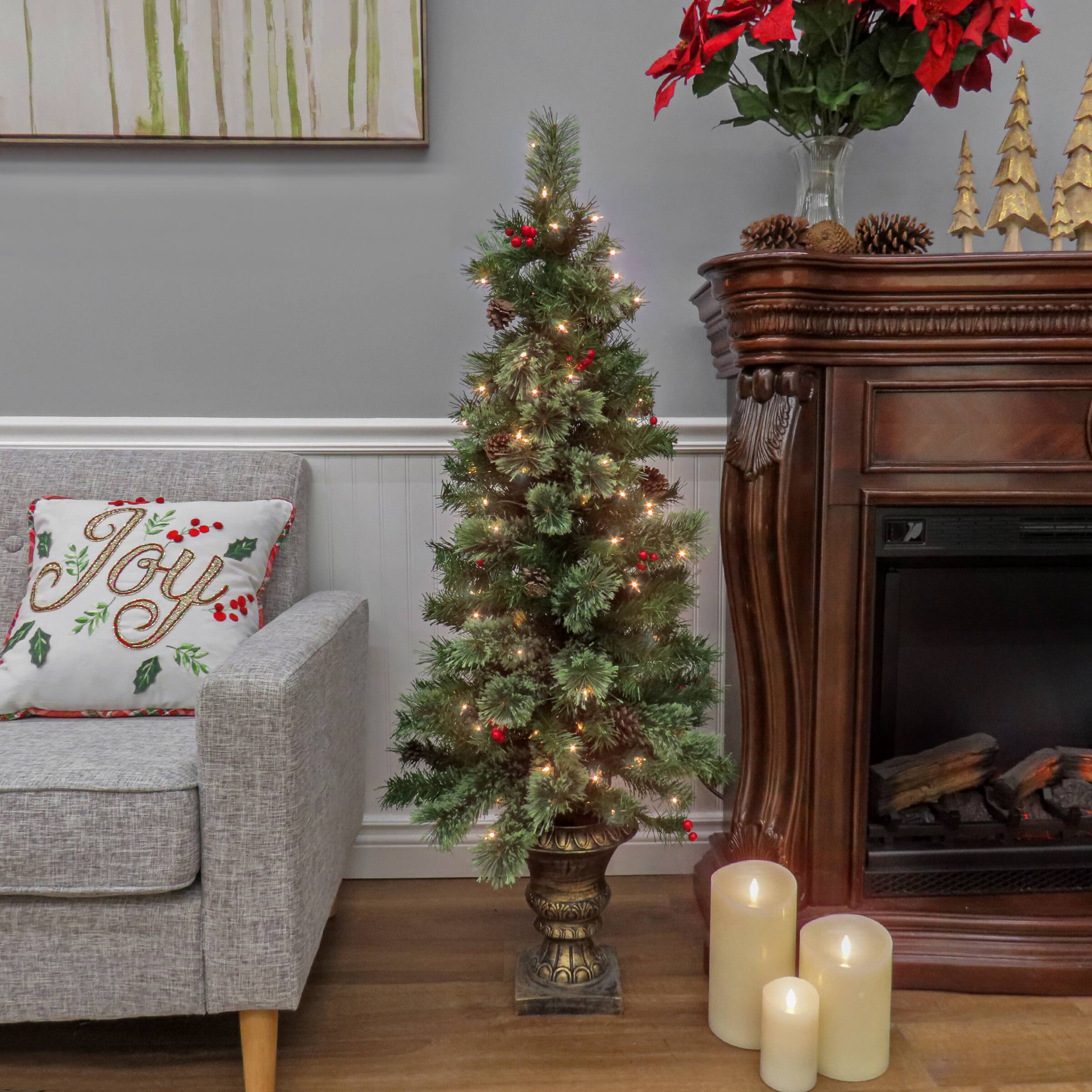 4.5ft. Pre-Lit Cashmere Cone & Berry Entrance Artificial Christmas Tree, Clear Lights