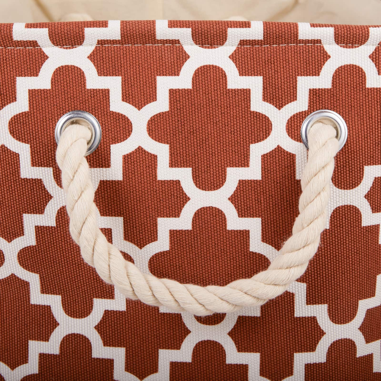 DII® Small Rectangle Lattice Polyester Bin