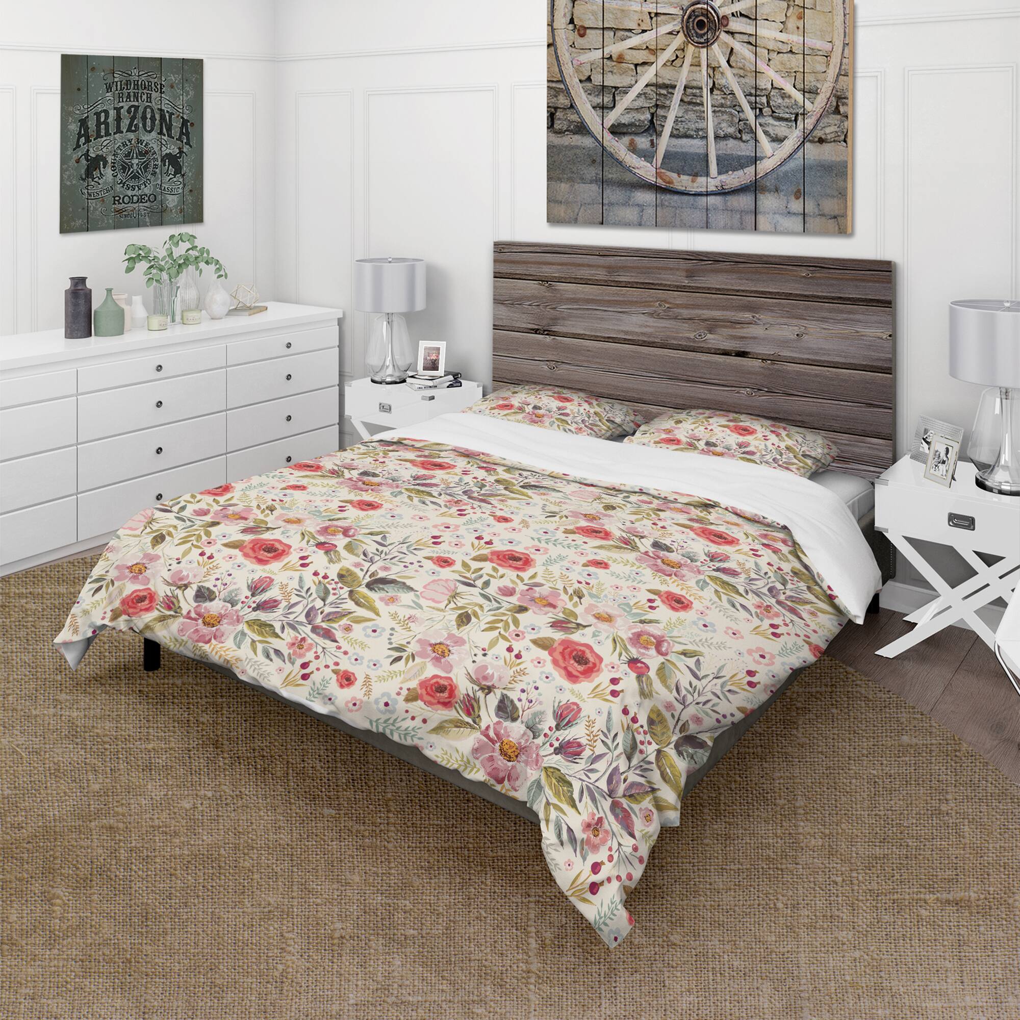 Designart &#x27;Vintage Red Pink Flower and Leaves&#x27; Rustic Bedding Set - Duvet Cover &#x26; Shams