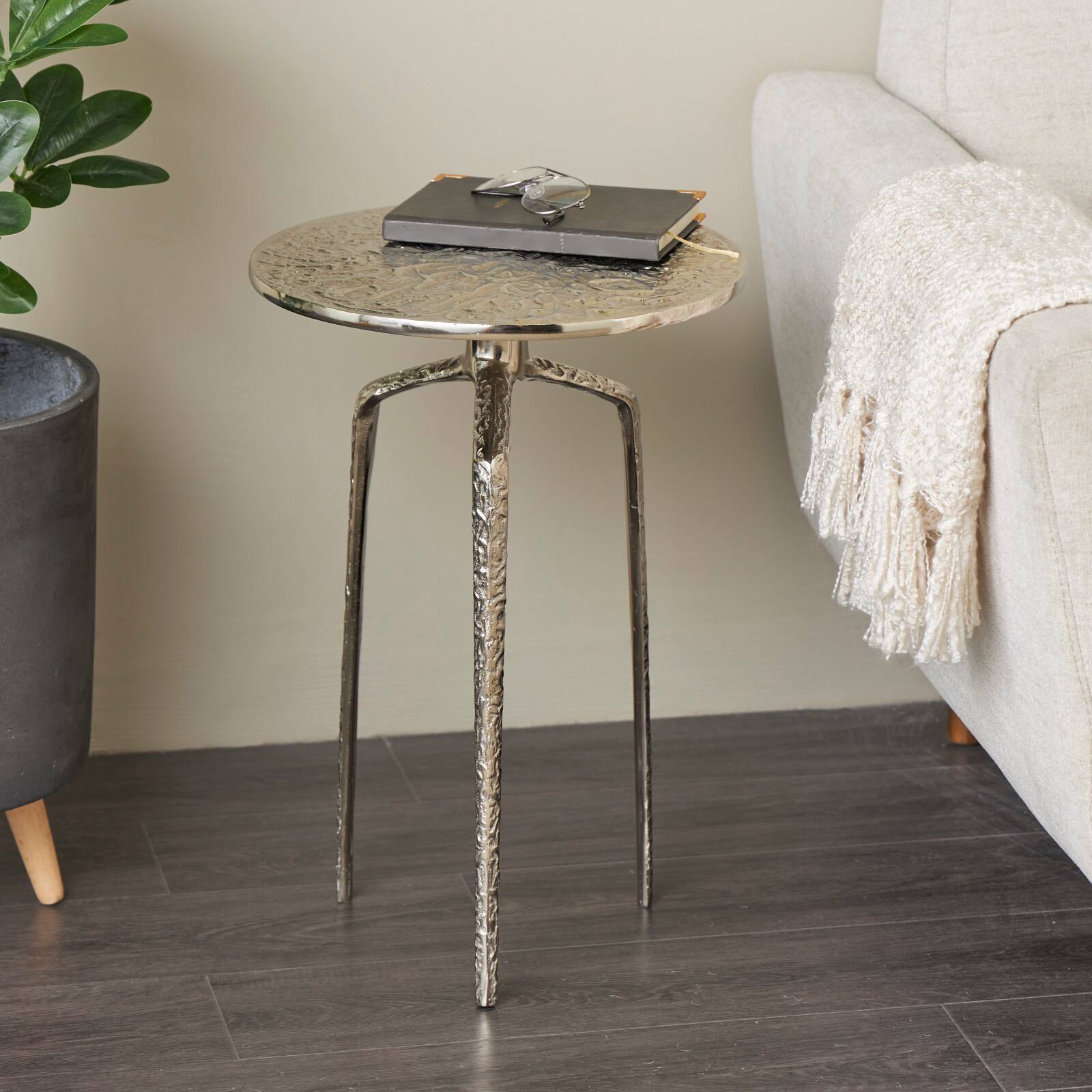 Silver Aluminum Geometric Slim Textured Accent Table