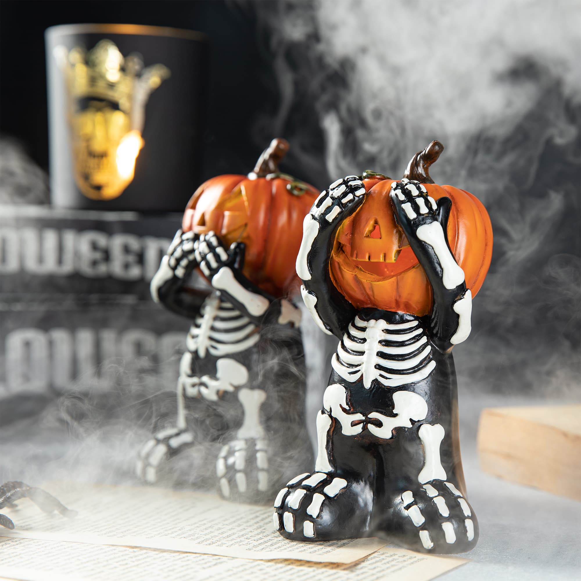 Glitzhome&#xAE; 5.75&#x22; Halloween Skeleton Pumpkin Table D&#xE9;cor Set