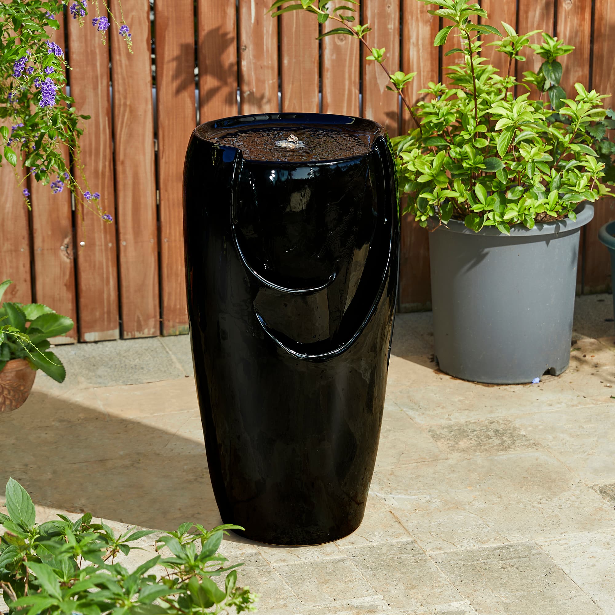 Glitzhome&#xAE; 29&#x22; Ceramic Pot Fountain