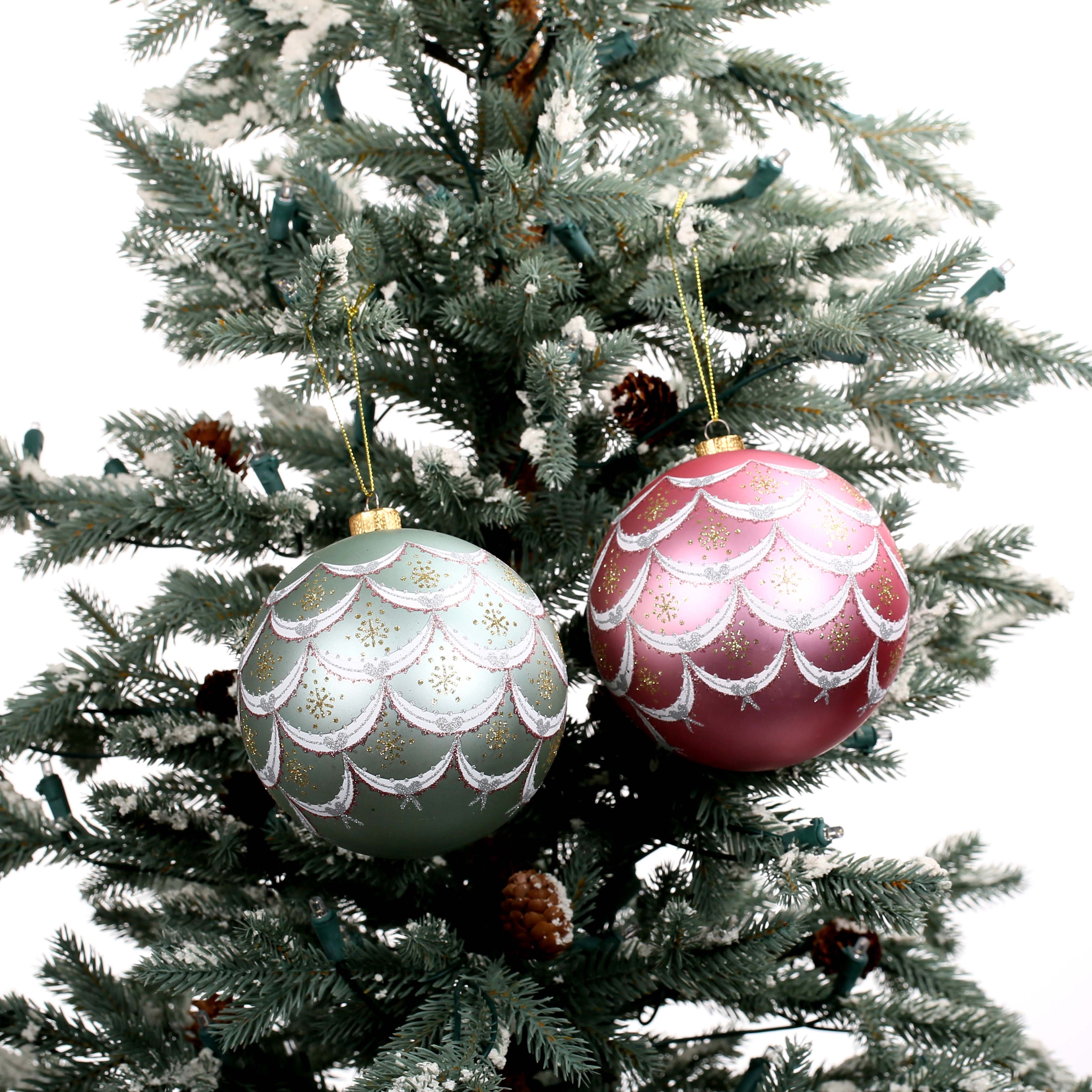 2 Pack 4.75&#x22; Pastel Scalloped Ornaments by Ashland&#xAE;