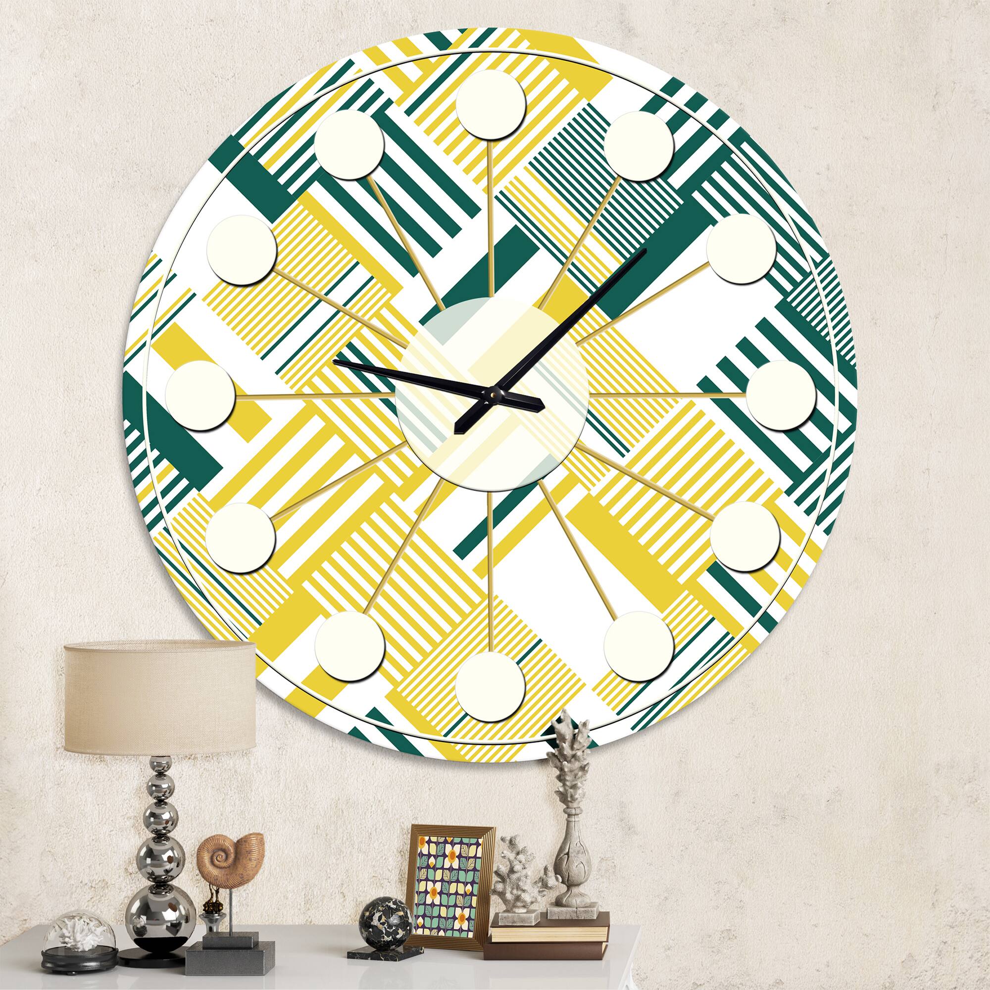 Designart 'Abstract Diagonal Stripe Pattern Mid-Century Modern Wall Clock