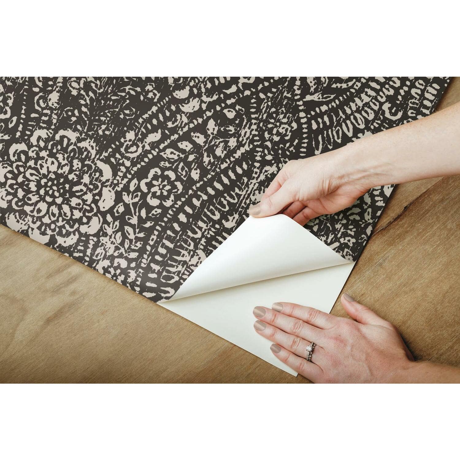 RoomMates Ornate Ogee Peel & Stick Wallpaper