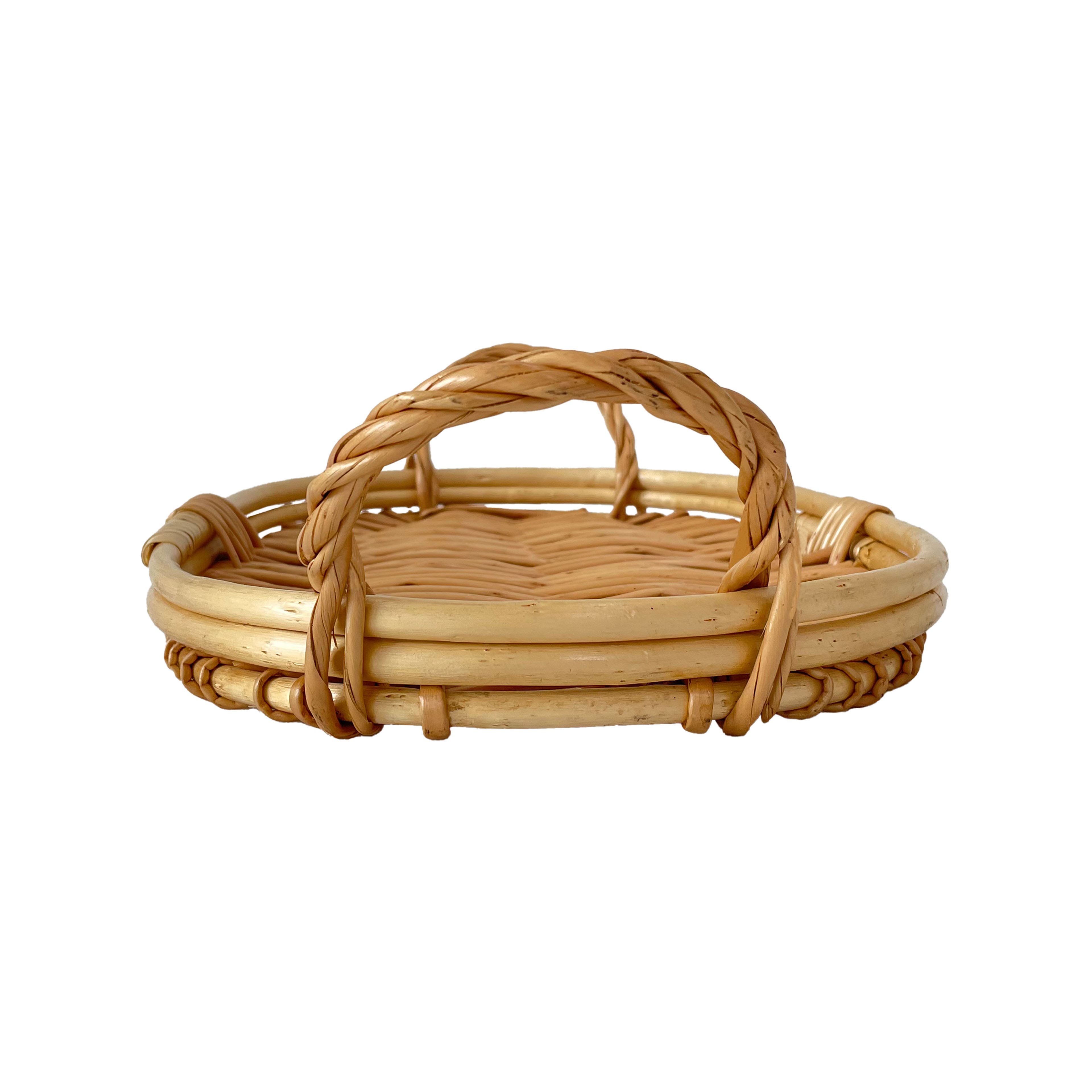 16.5&#x22; Natural Oval Willow Basket by Ashland&#xAE;