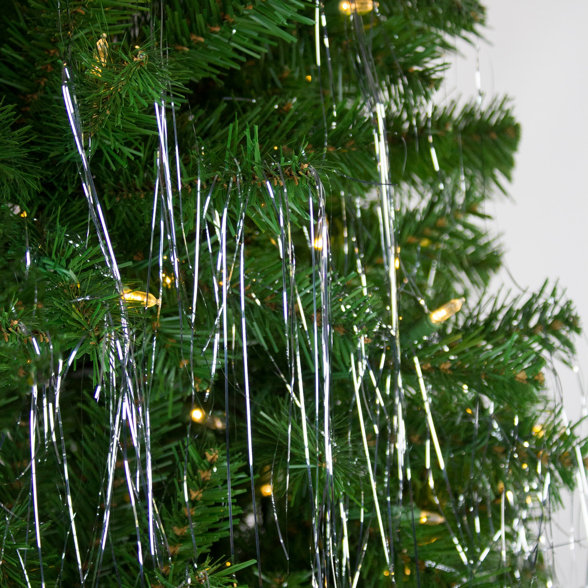 18" Silver Tinsel Icicle Strands, 1000ct.