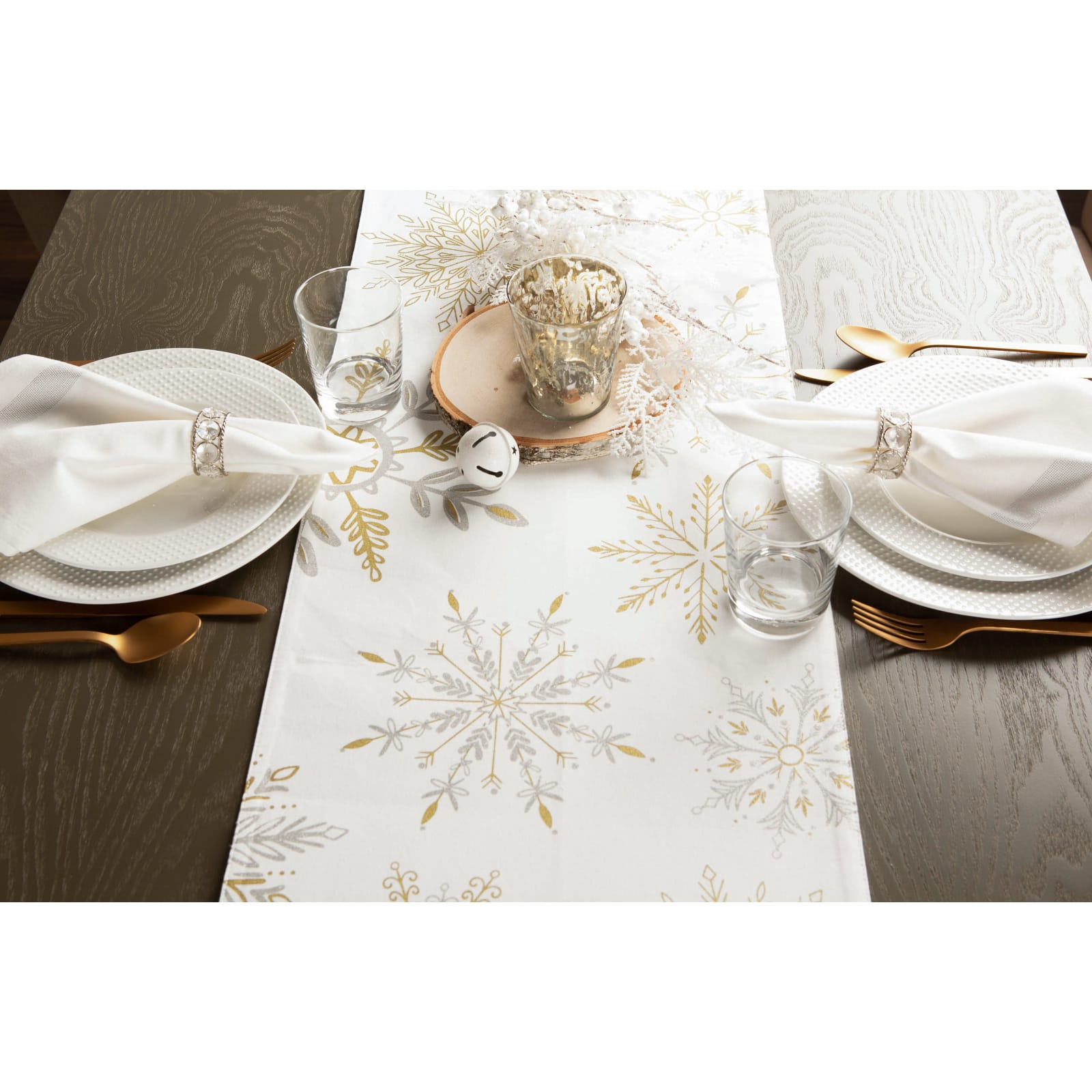 DII&#xAE; 108&#x22; Snowflake Sparkle Printed Table Runner