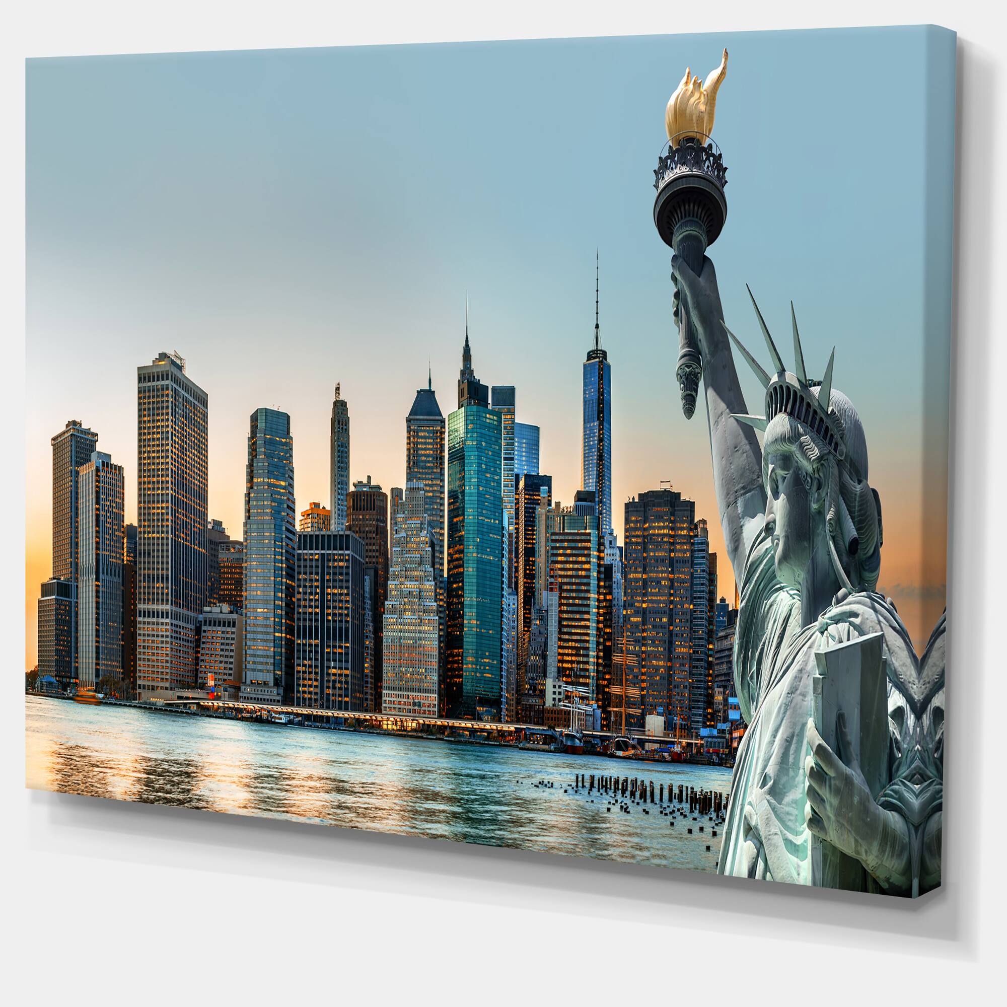 Designart - New York City Skyline Panorama - Photography Canvas Art Print