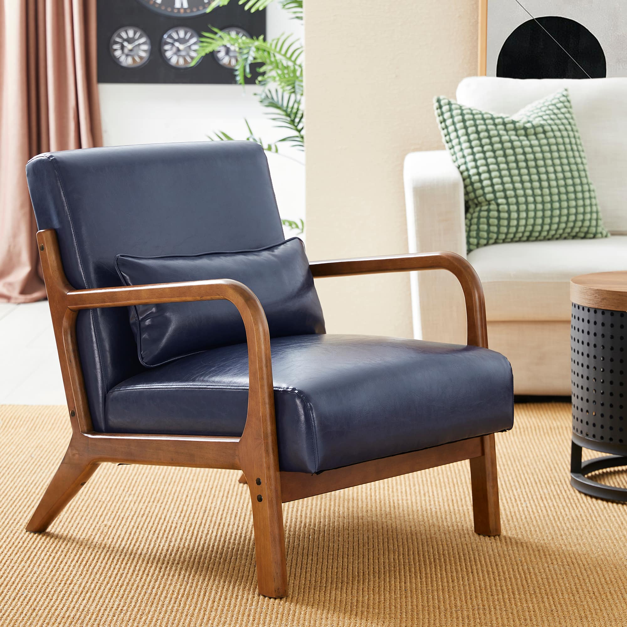 Glitzhome&#xAE; Mid-Century Faux Leather Accent Chair