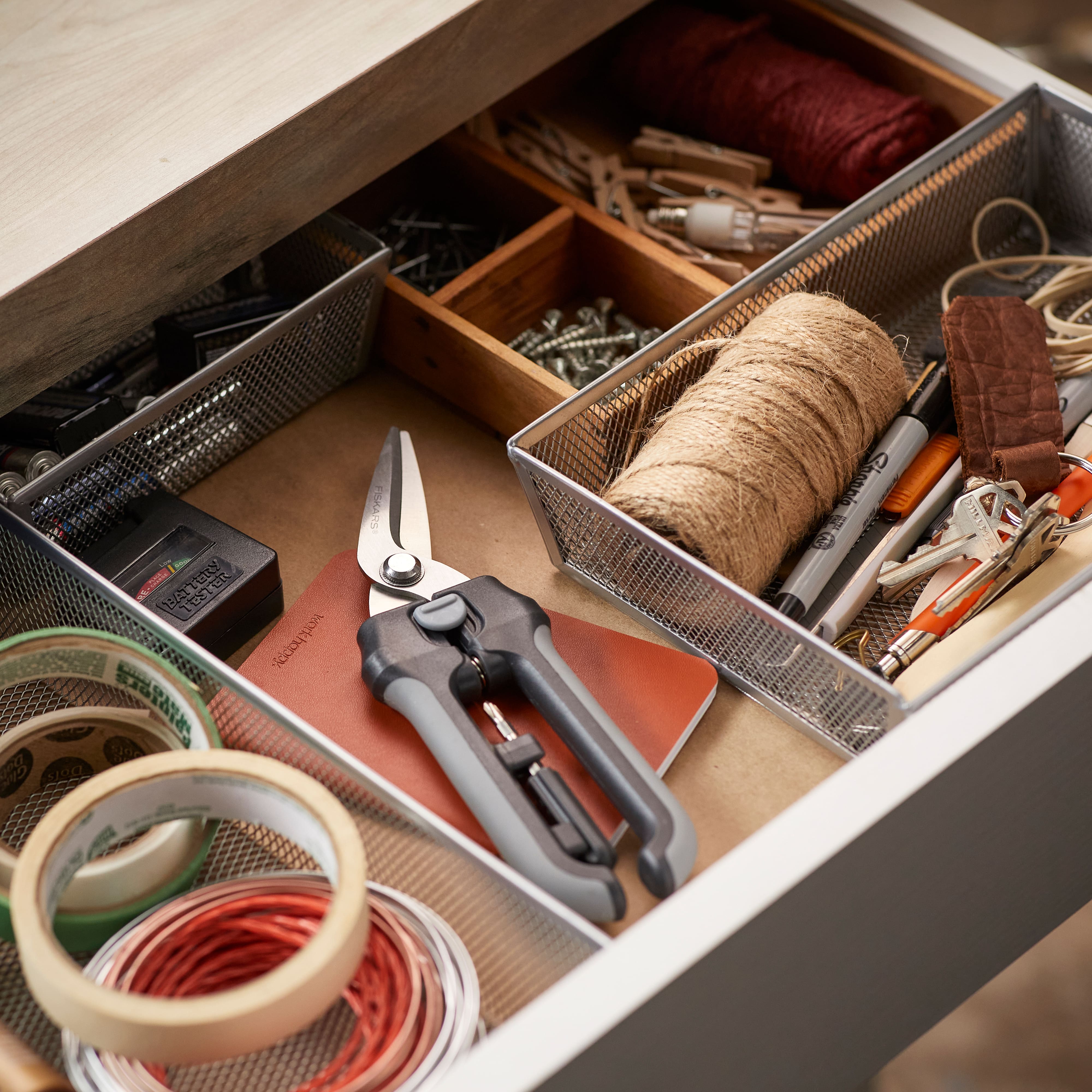 Fiskars&#xAE; 8&#x22; 2-in-1 Package Opener