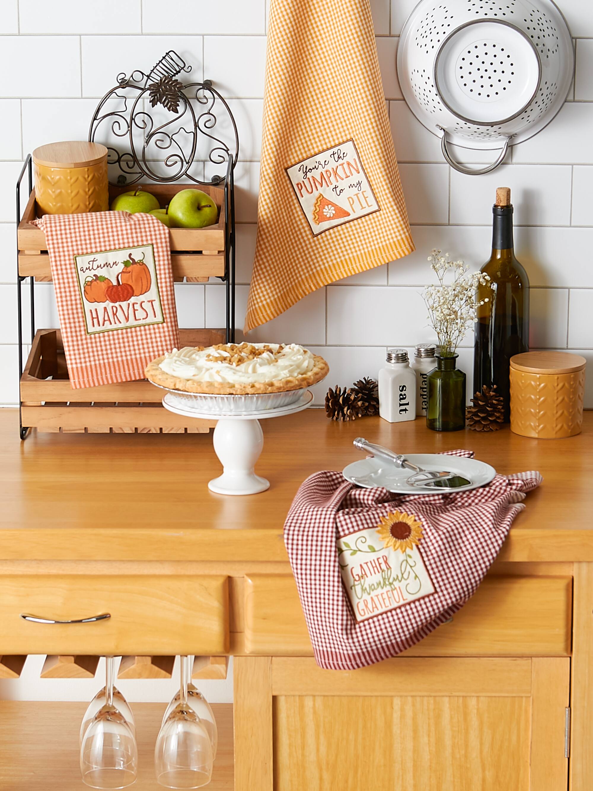 DII® Autumn Gingham Embellished Dishtowel Set