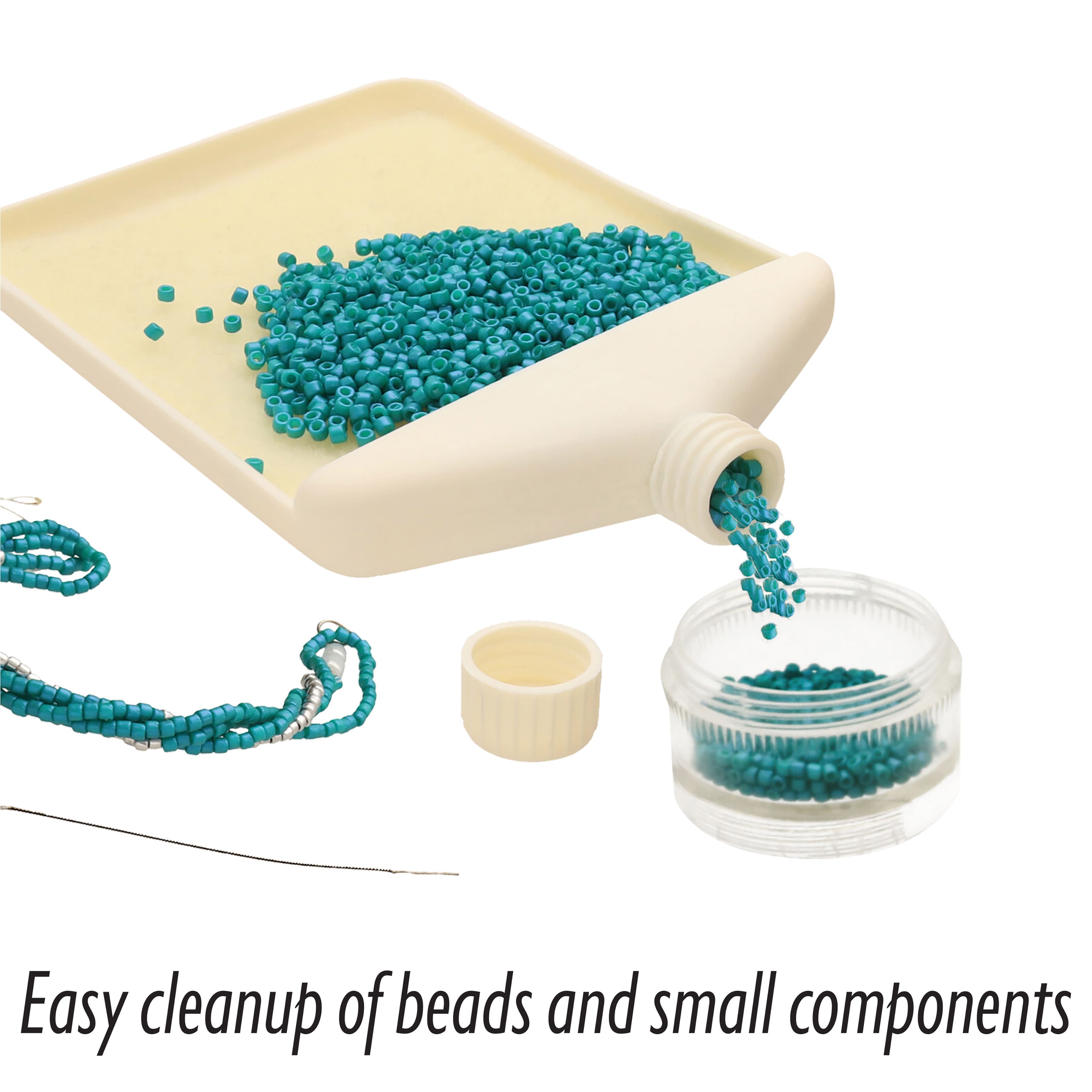 The Beadsmith&#xAE; BASIC elements&#x2122; Small Funnel Tray with Mat