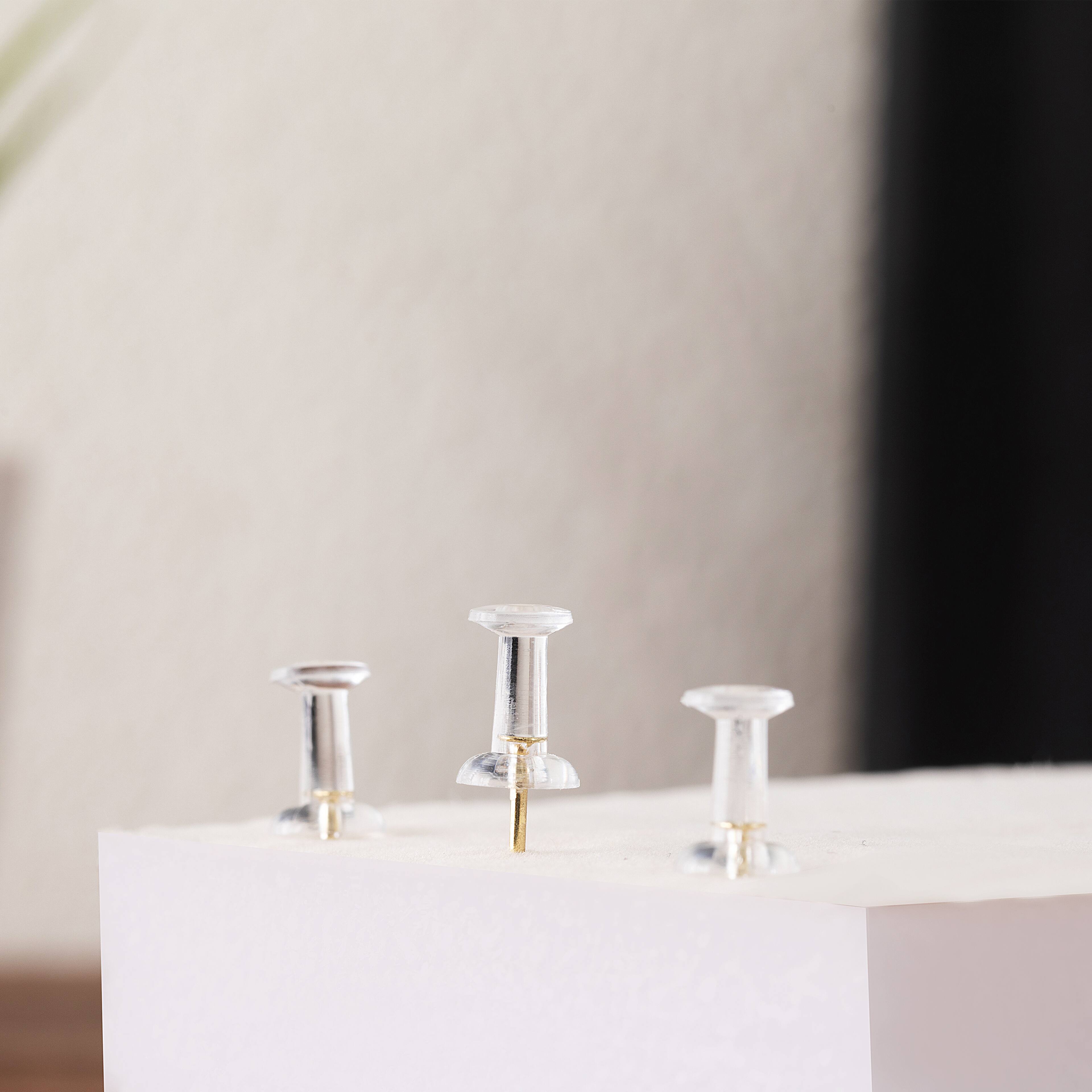 Gold Push Pins by Ashland&#xAE;, 80ct.