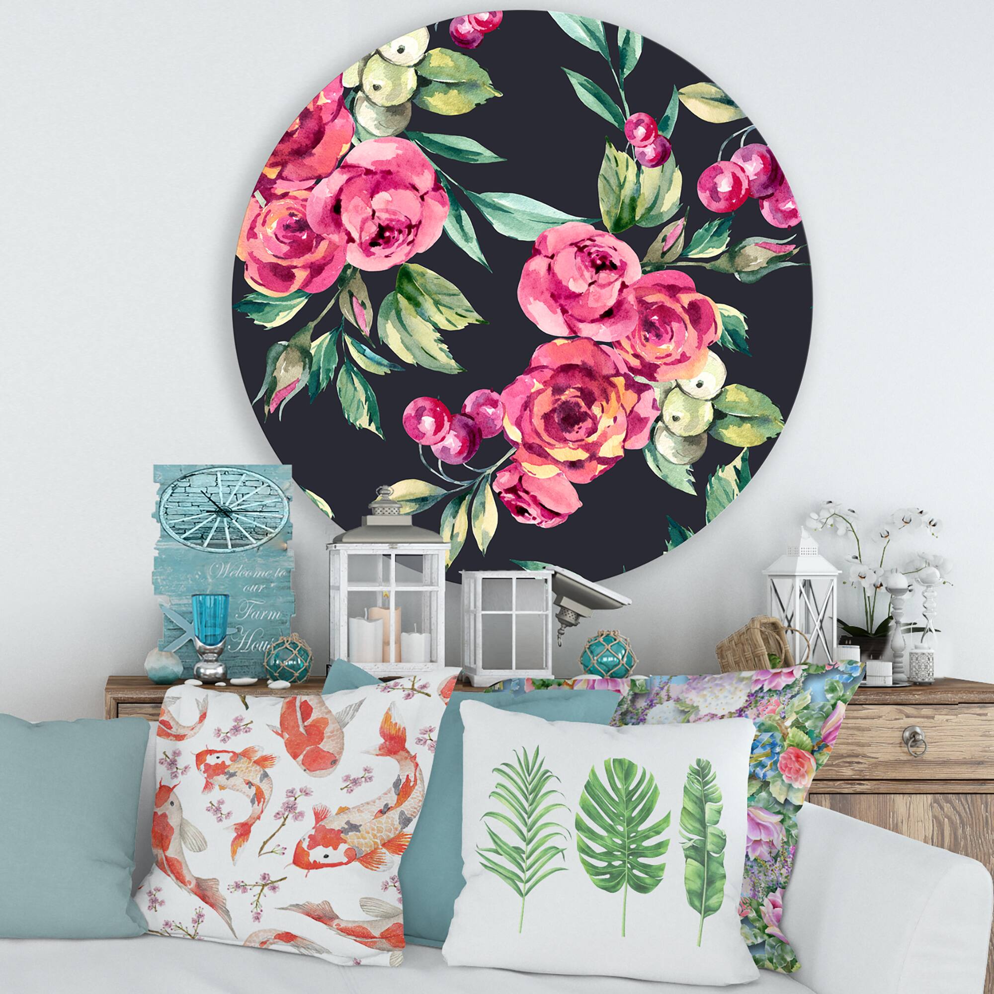 Designart - Red VIntage Roses and Berries On Black - Farmhouse Metal Circle Wall Art