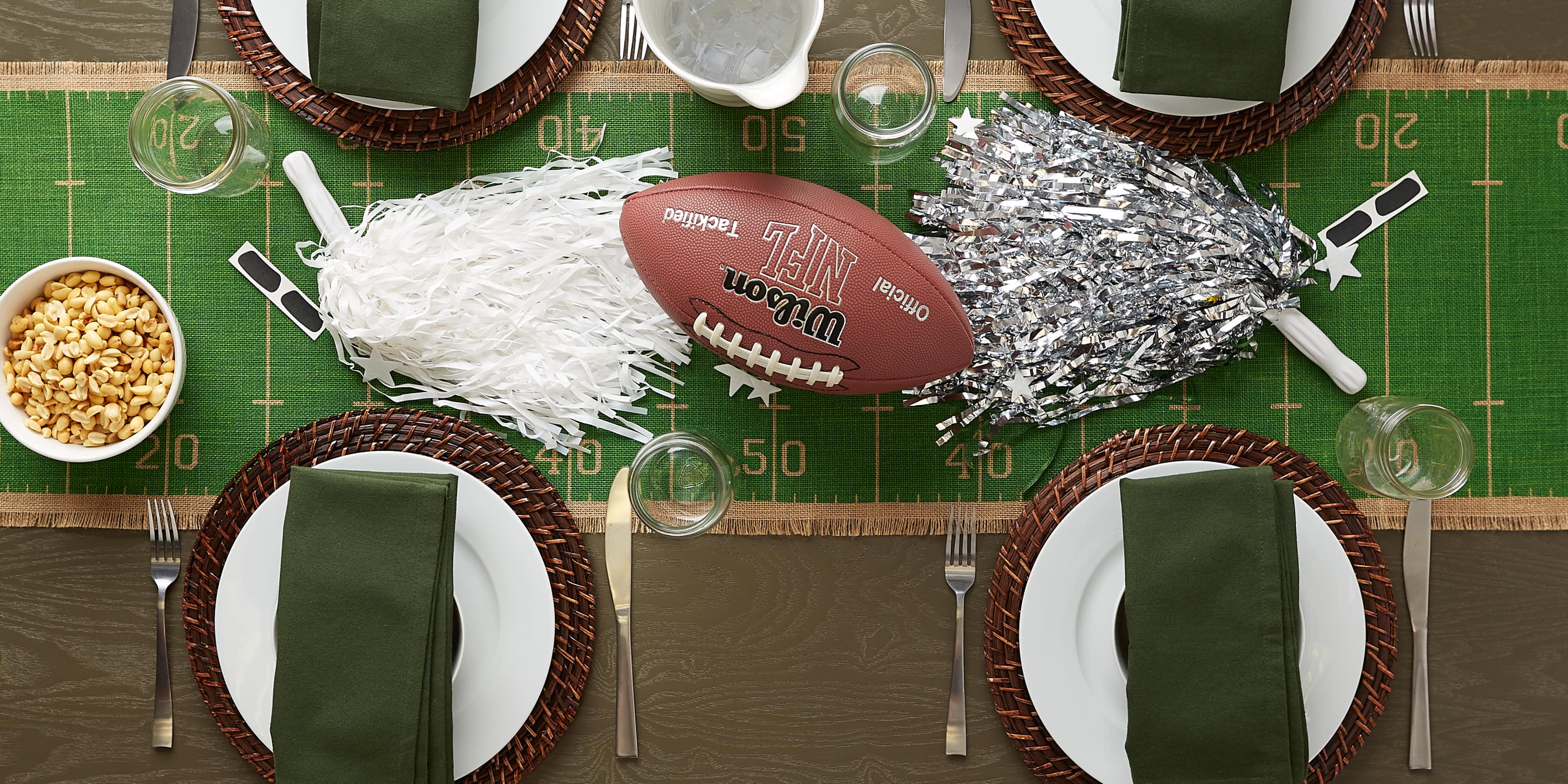 DII&#xAE; Touchdown Print Jute Table Runner 14X74