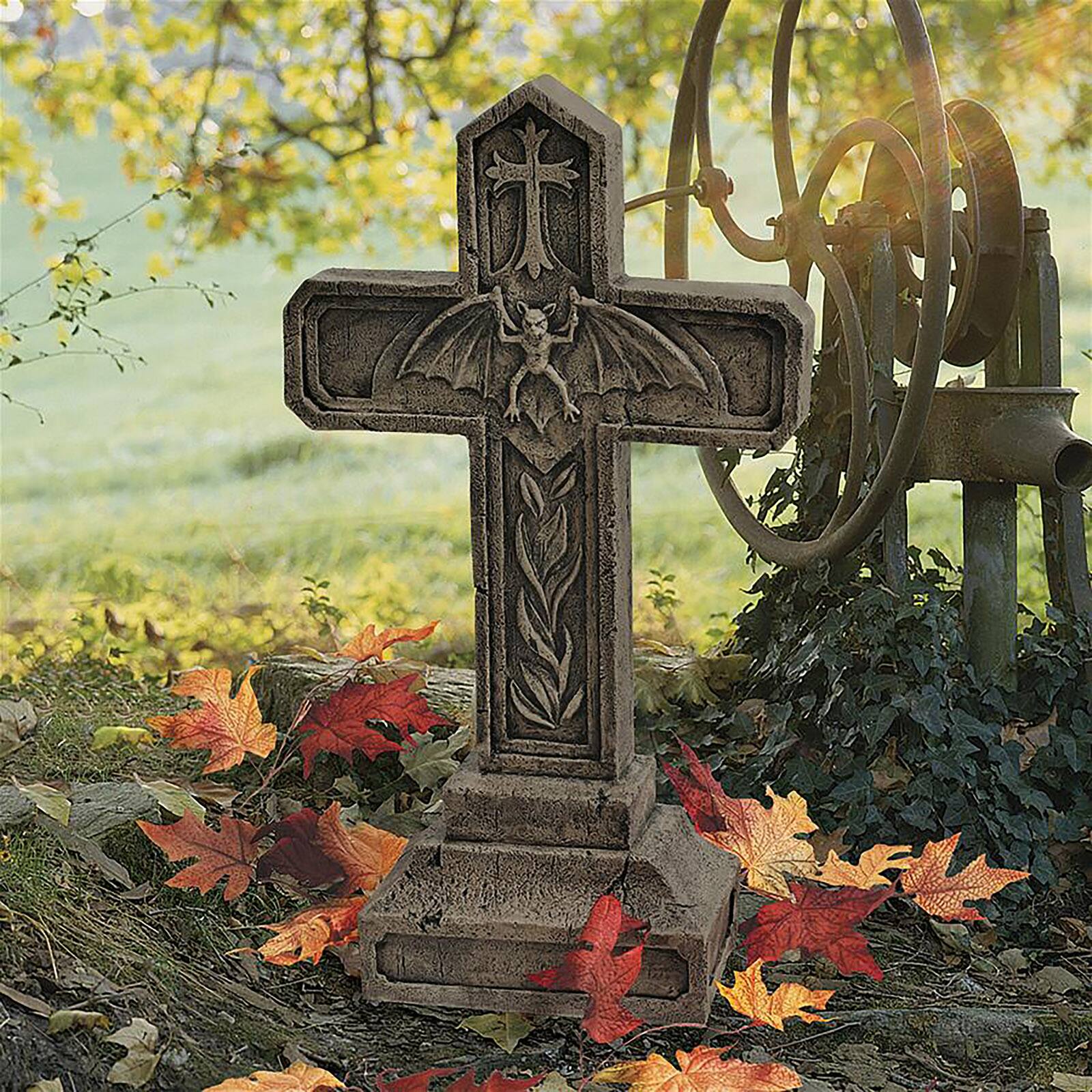 Design Toscano Balkan Vampire Blood Cross Statue Set