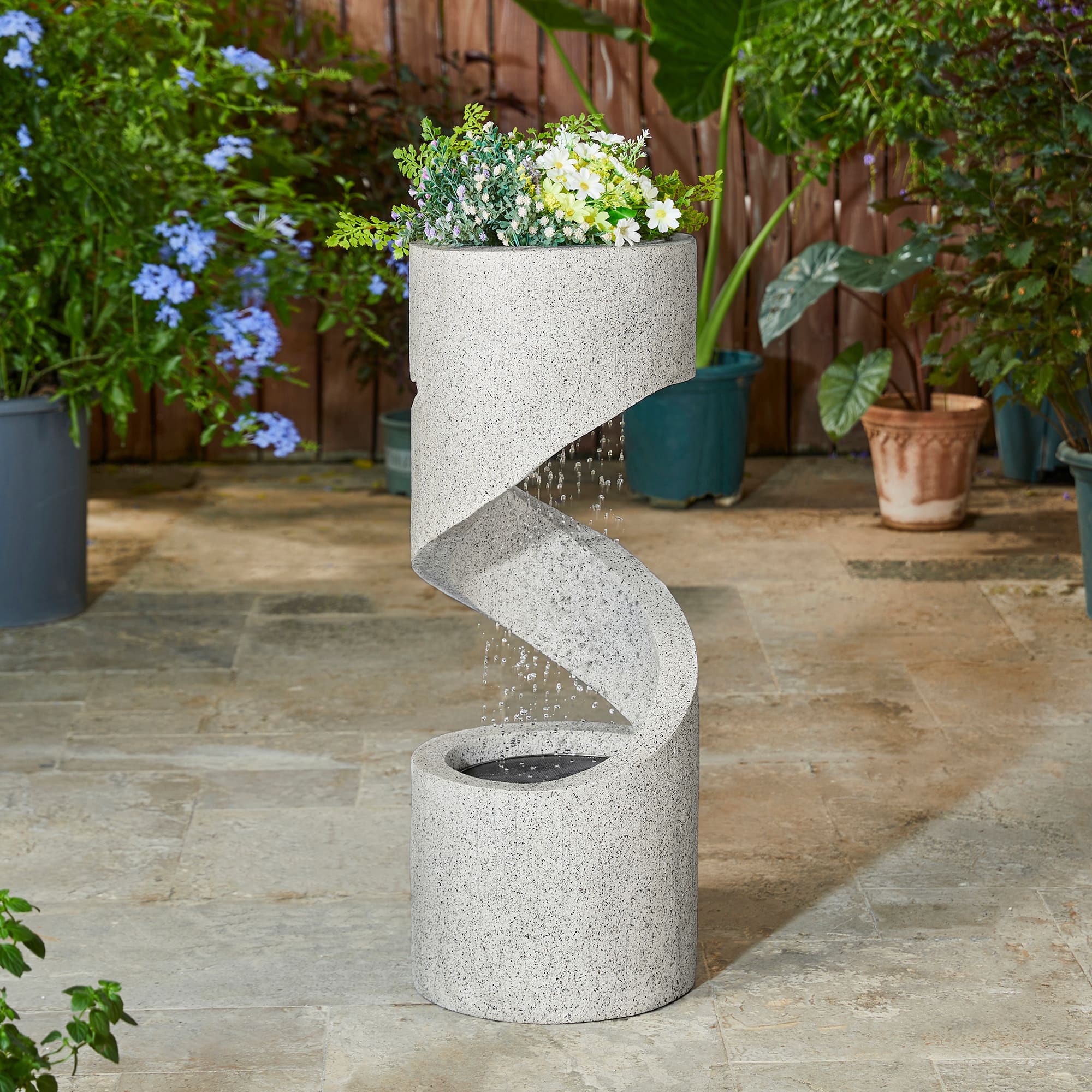 Glitzhome&#xAE; 31&#x22; Curving Shaped Outdoor Fountain with LED Light