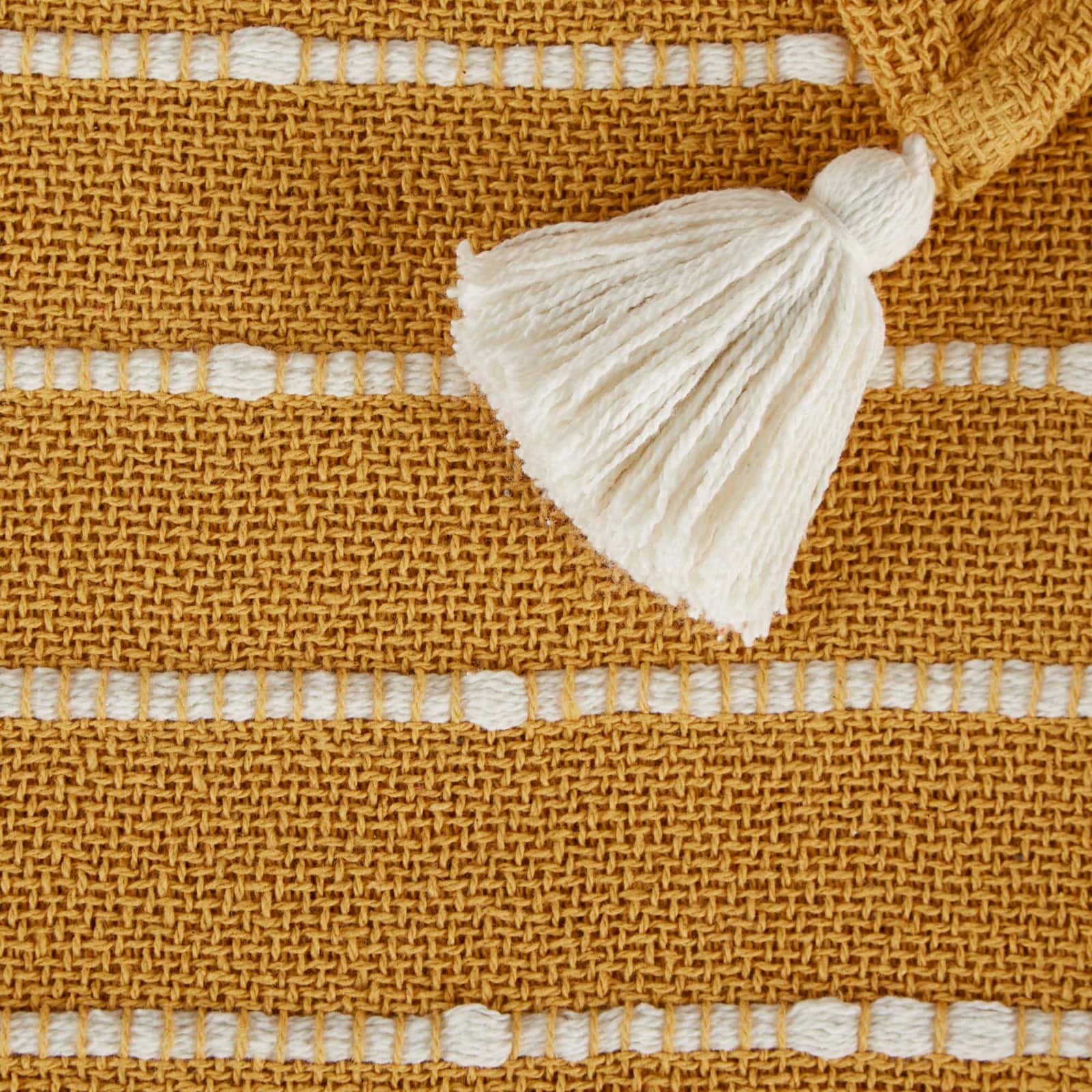 DII&#xAE; White Slub Stripe Throw