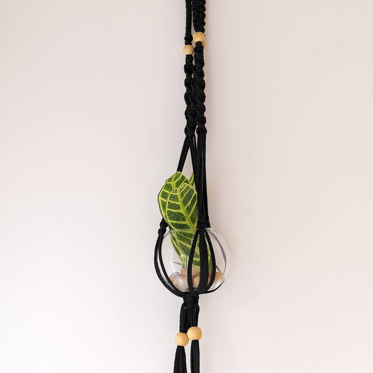 Hoooked Zpagetti Yarn Macrame Hanging Basket Kit