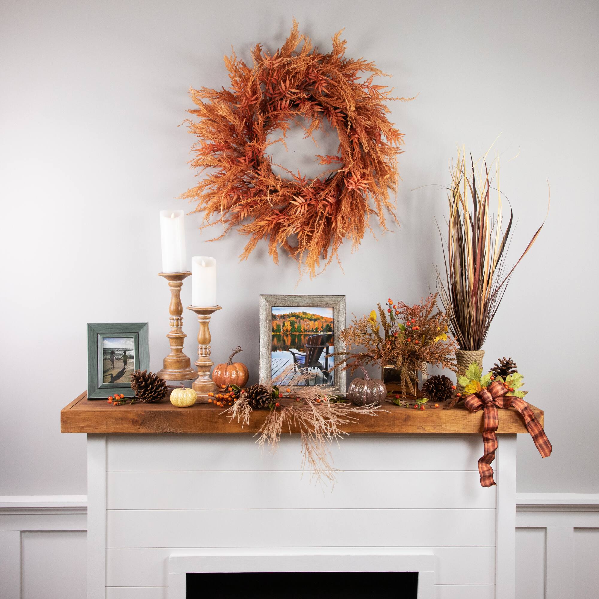 24&#x22; Peachy Pampas Grass Artificial Fall Harvest Wreath