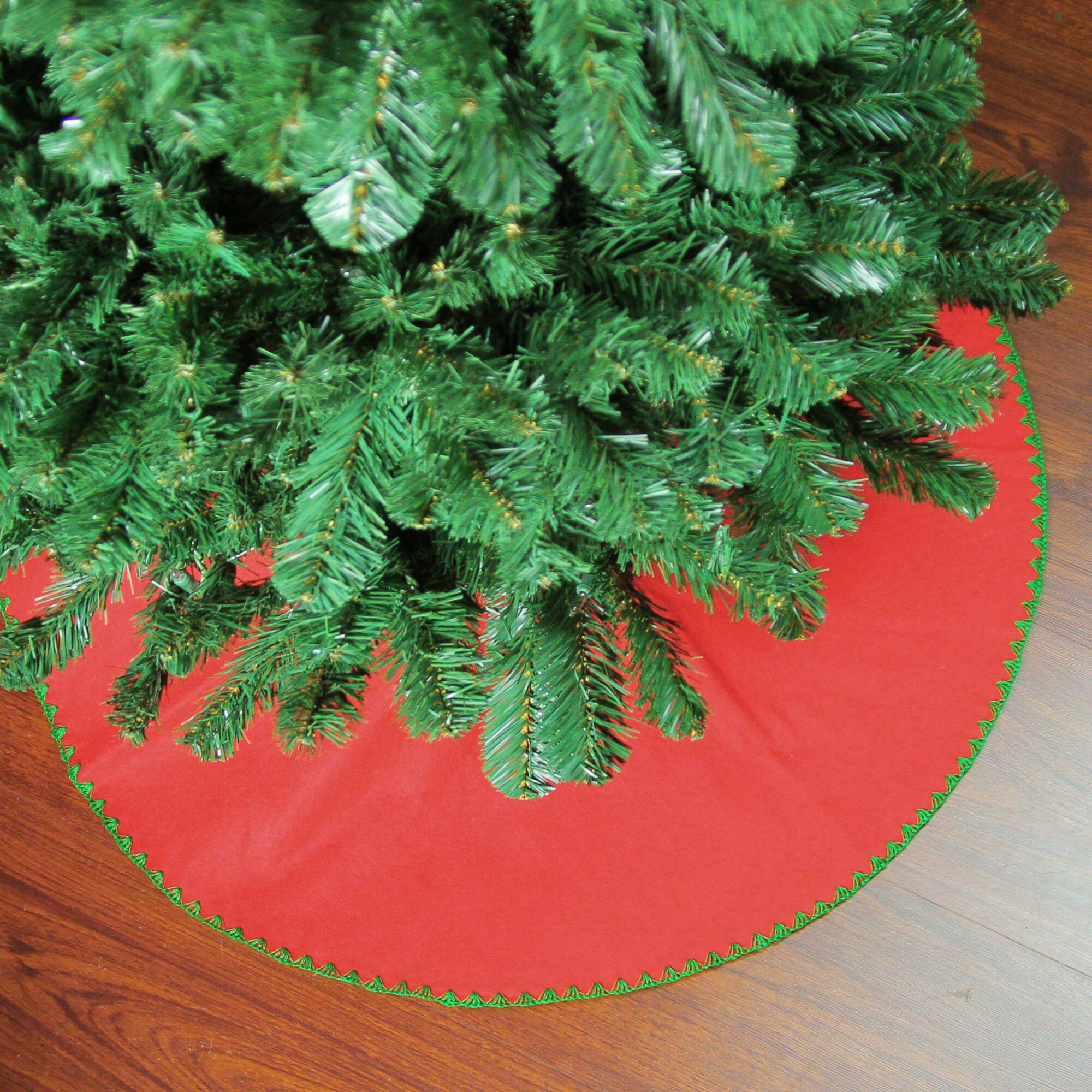 26&#x22; Christmas Traditions Cardinal Red with Green Stitching Mini Tree Skirt