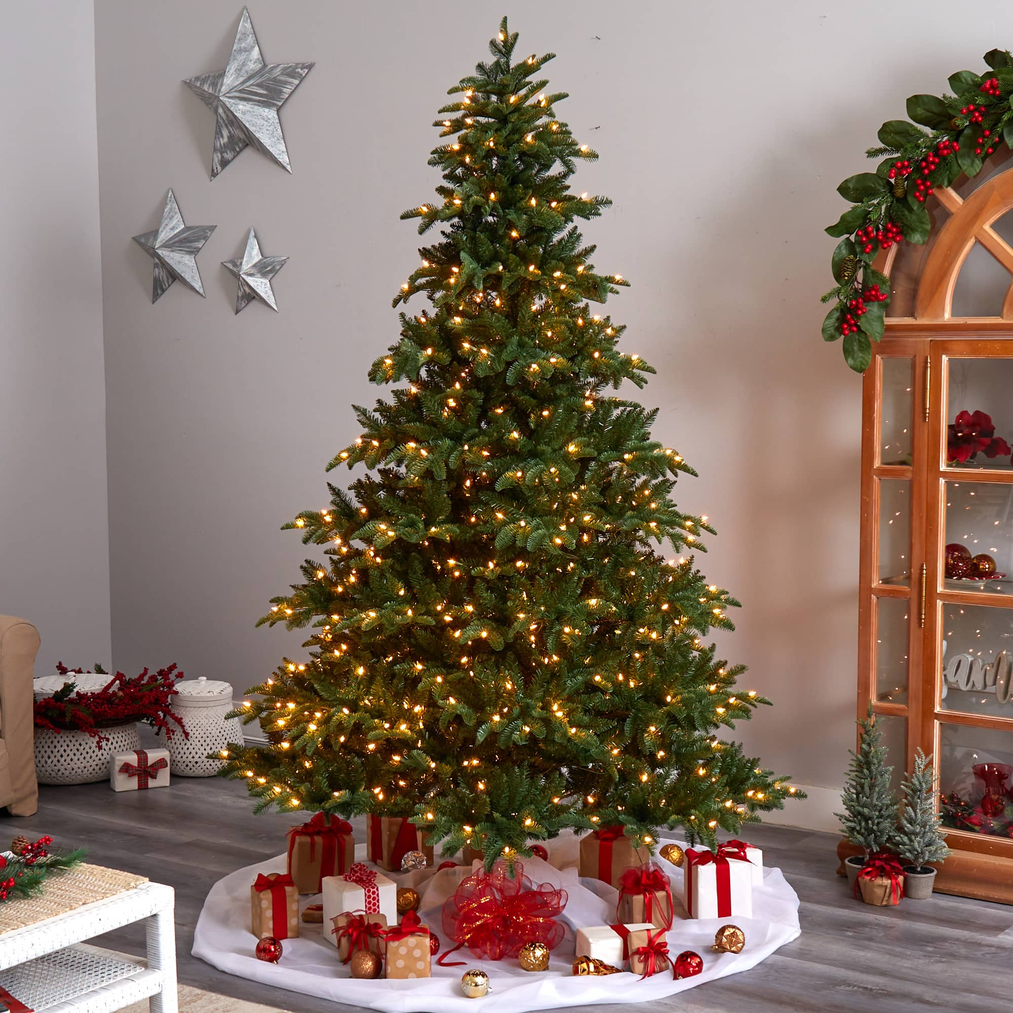 8ft. Pre-Lit South Carolina Spruce Artificial Christmas Tree, Clear Lights