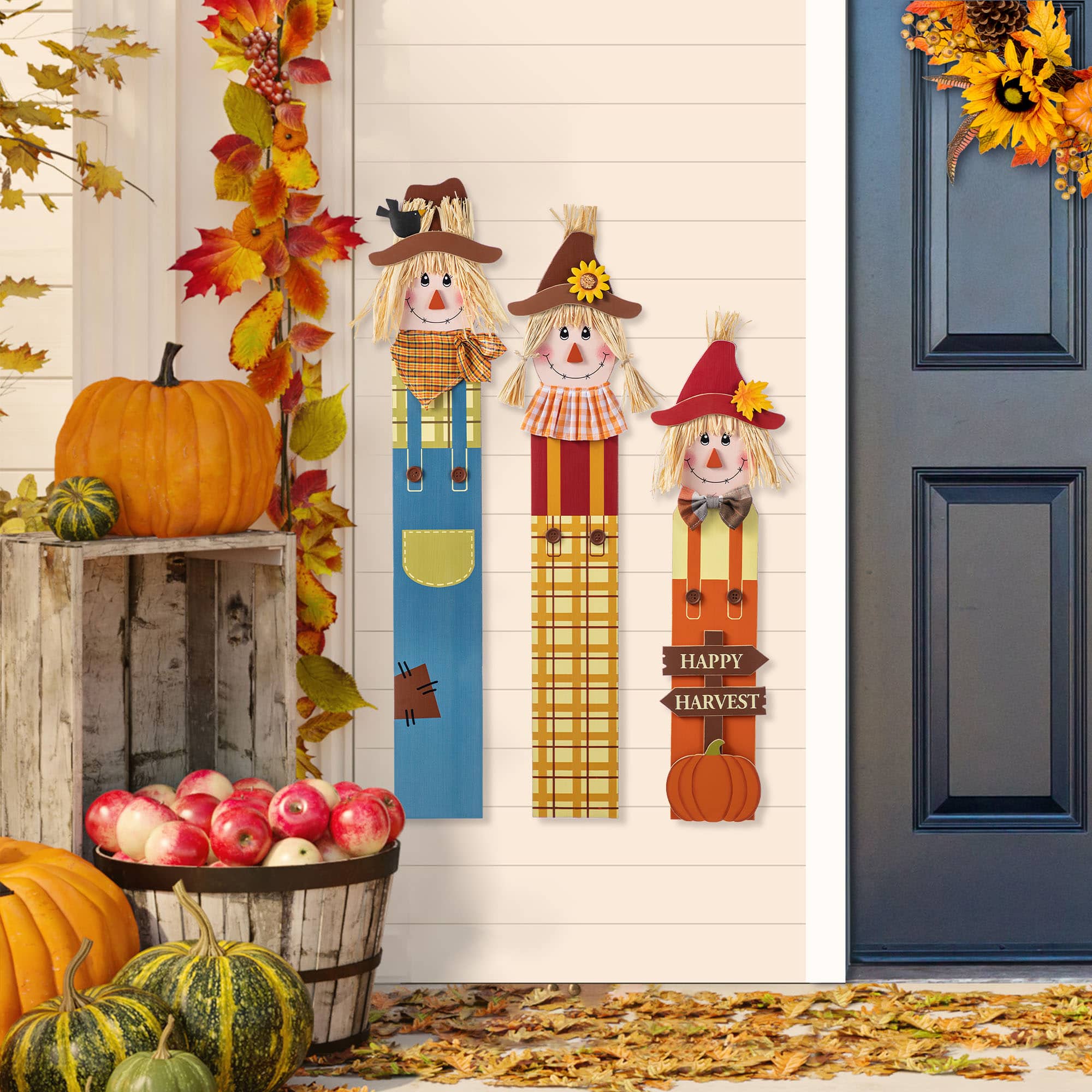 Glitzhome&#xAE; Fall Wood Sacrecrow Family Porch Decor Set