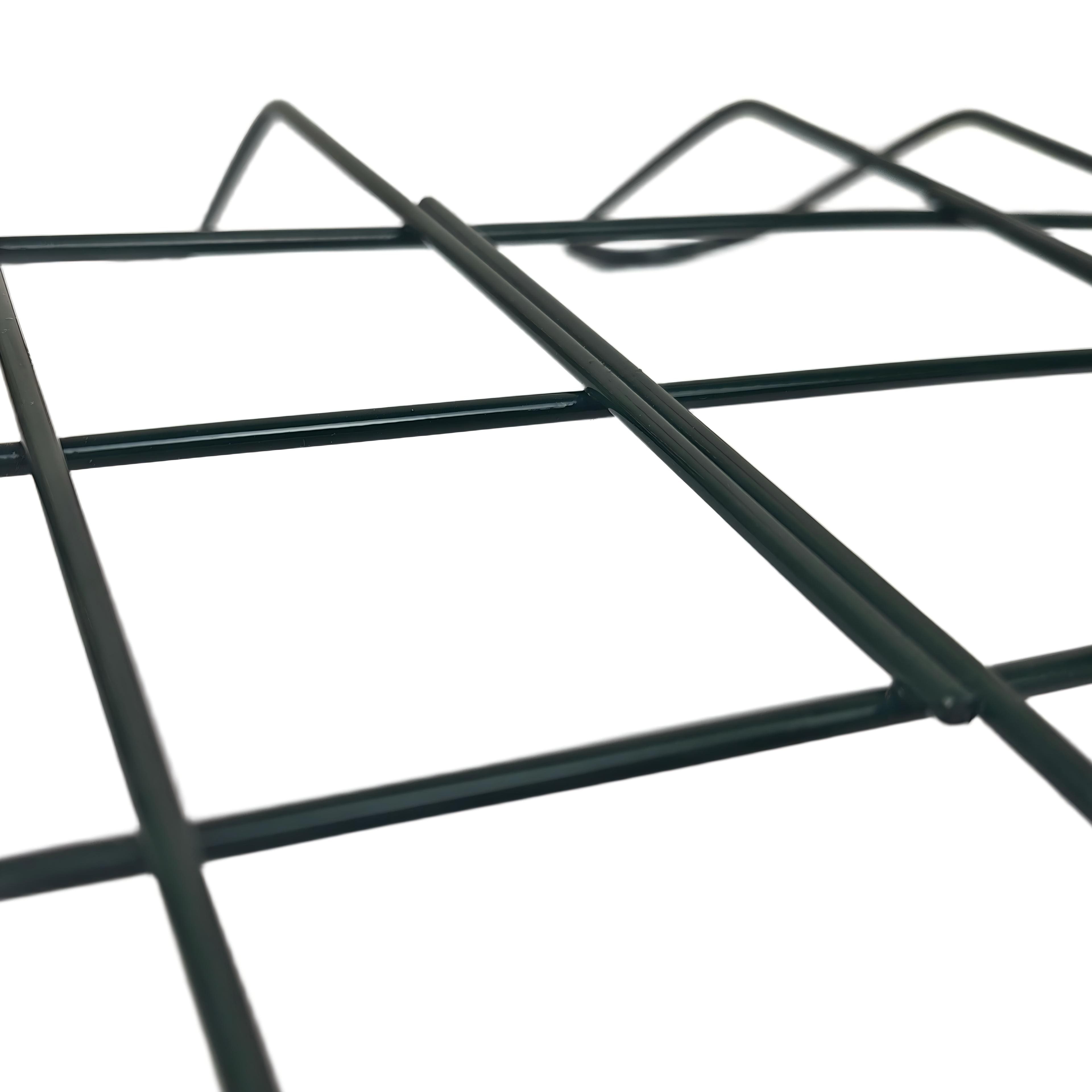 12&#x22; Green Metal Wire Saddle by Ashland&#xAE;