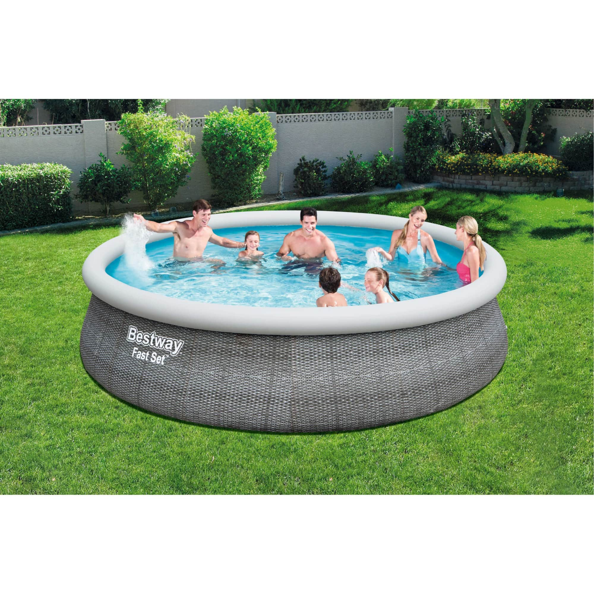 Bestway&#xAE; Fast Set&#x2122; 15ft. Round Inflatable Pool Set