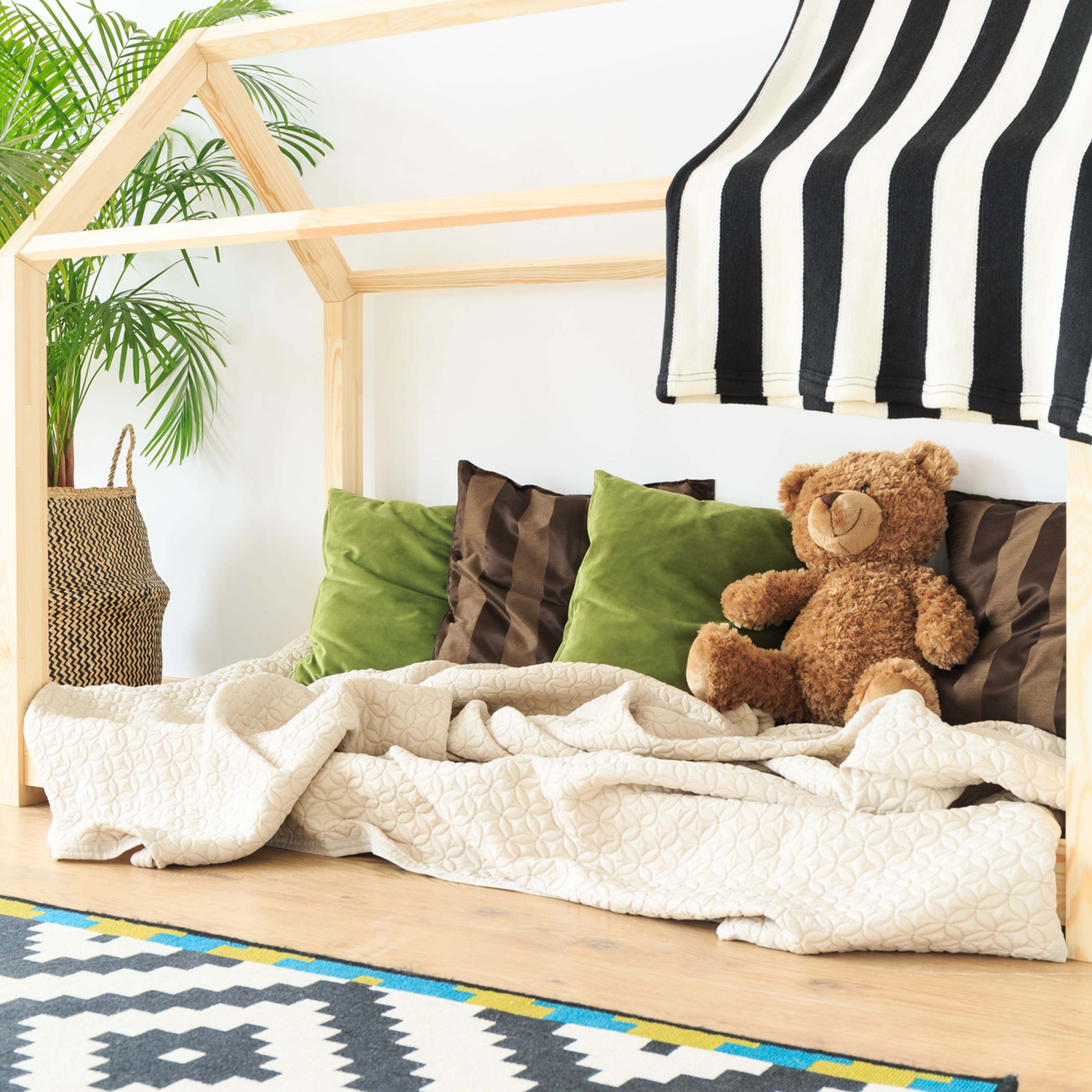 8 Pack: Silky Poly-Fil® 12oz. Luxury Down Alternative Fiber Fill